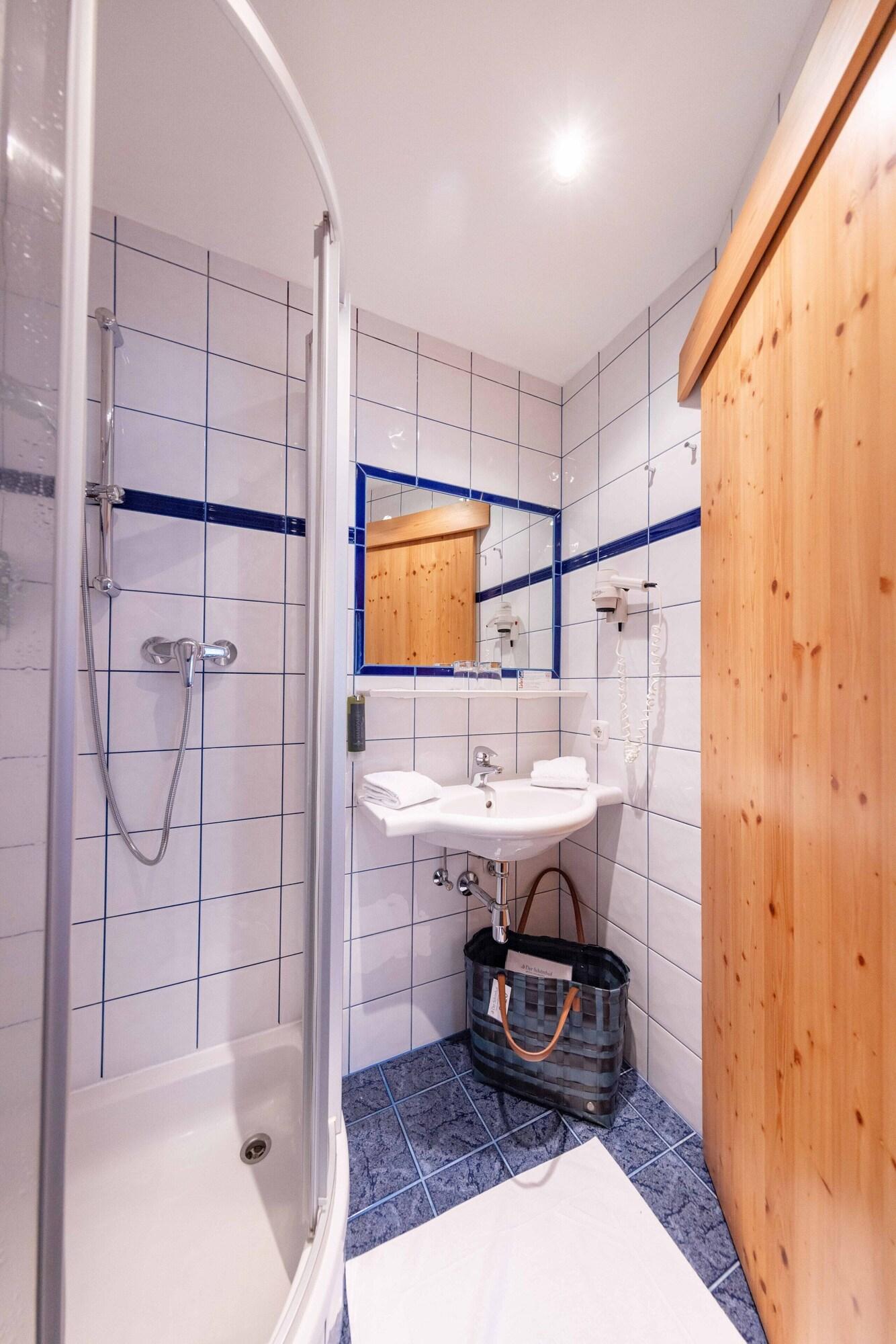 Junior Suite King Size Bed