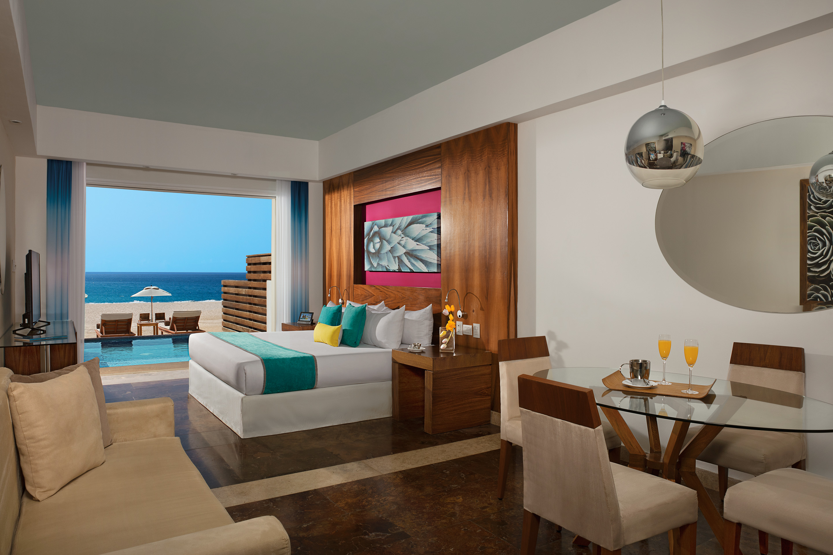 Junior Suite Ocean Front