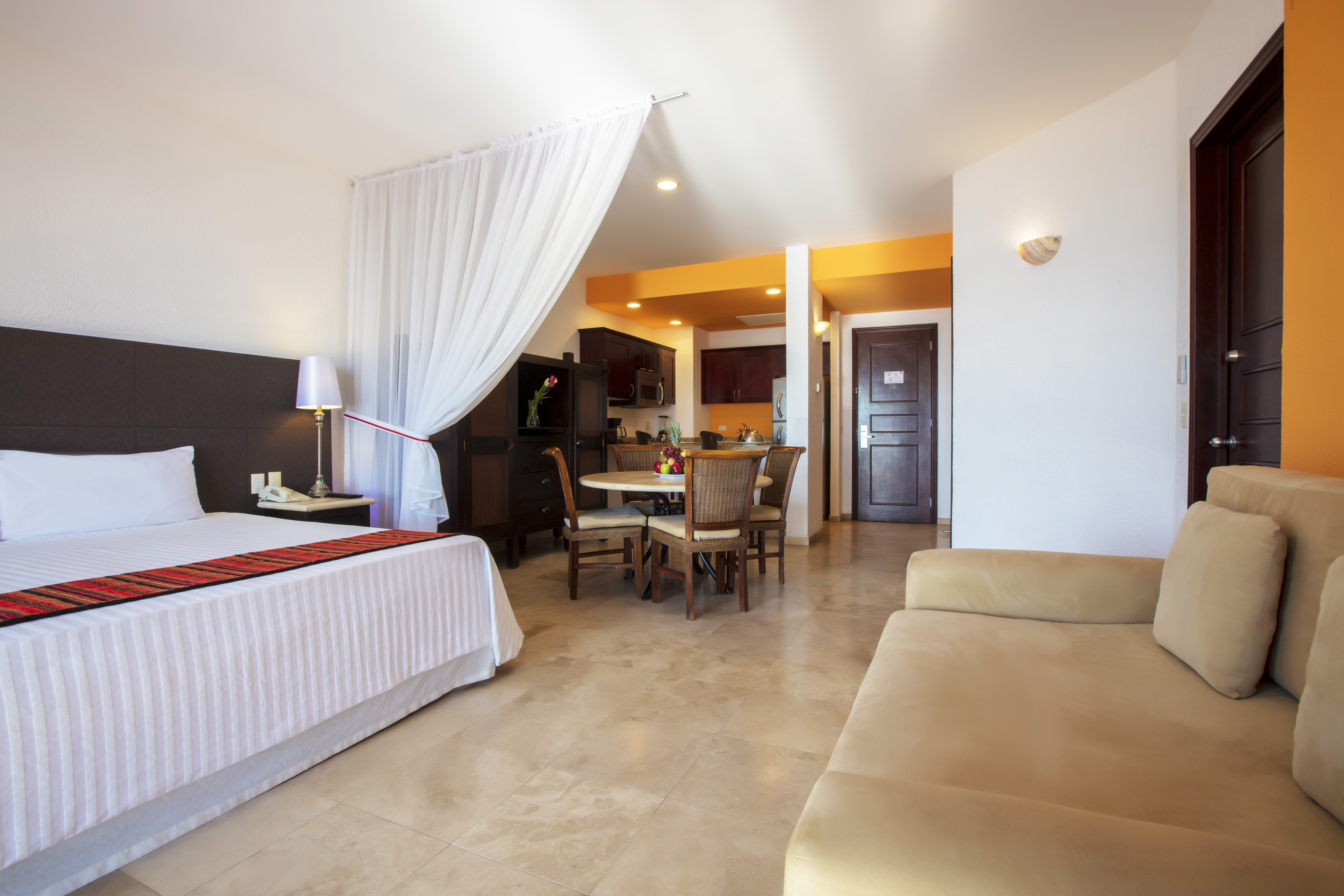 Suite Ocean View King Bed