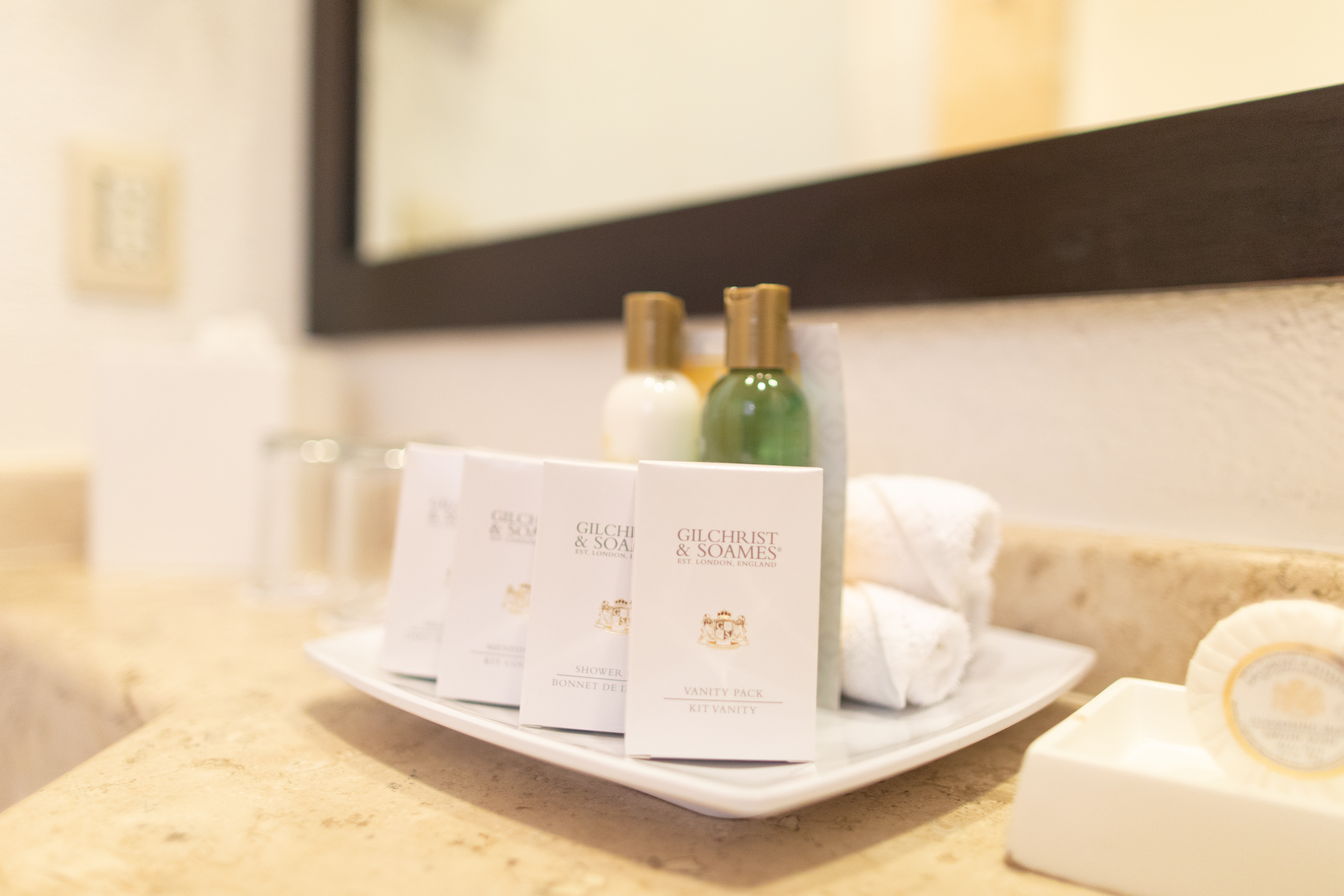 Double Garden View King Bed