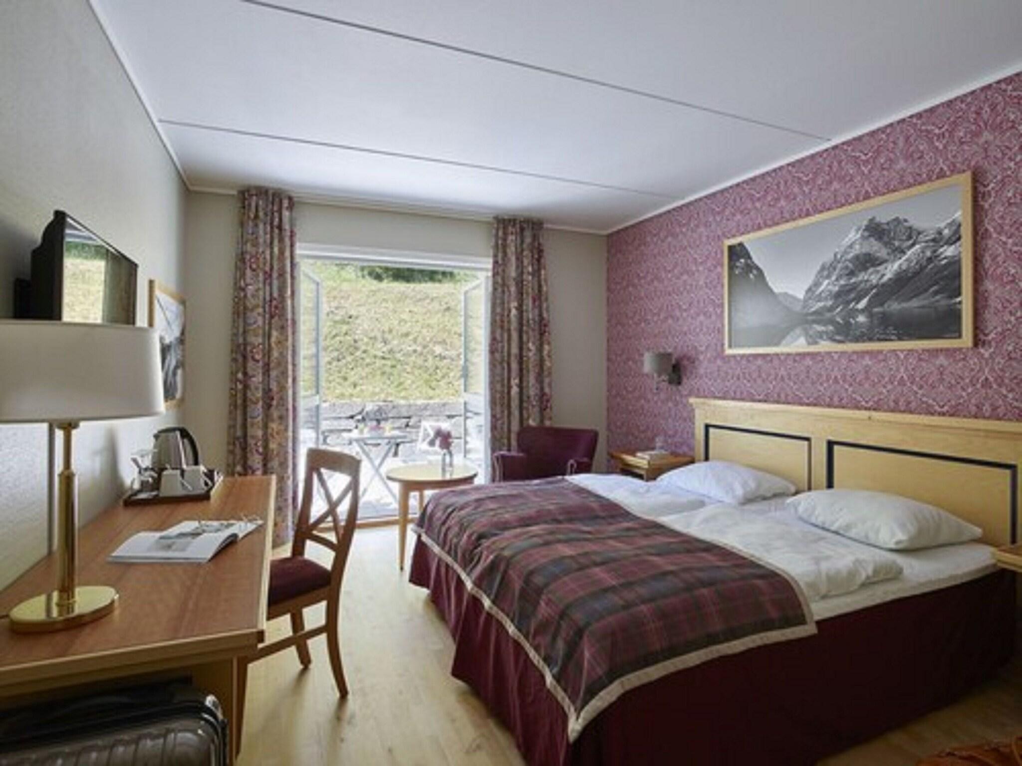 Twin Superior with Balcony