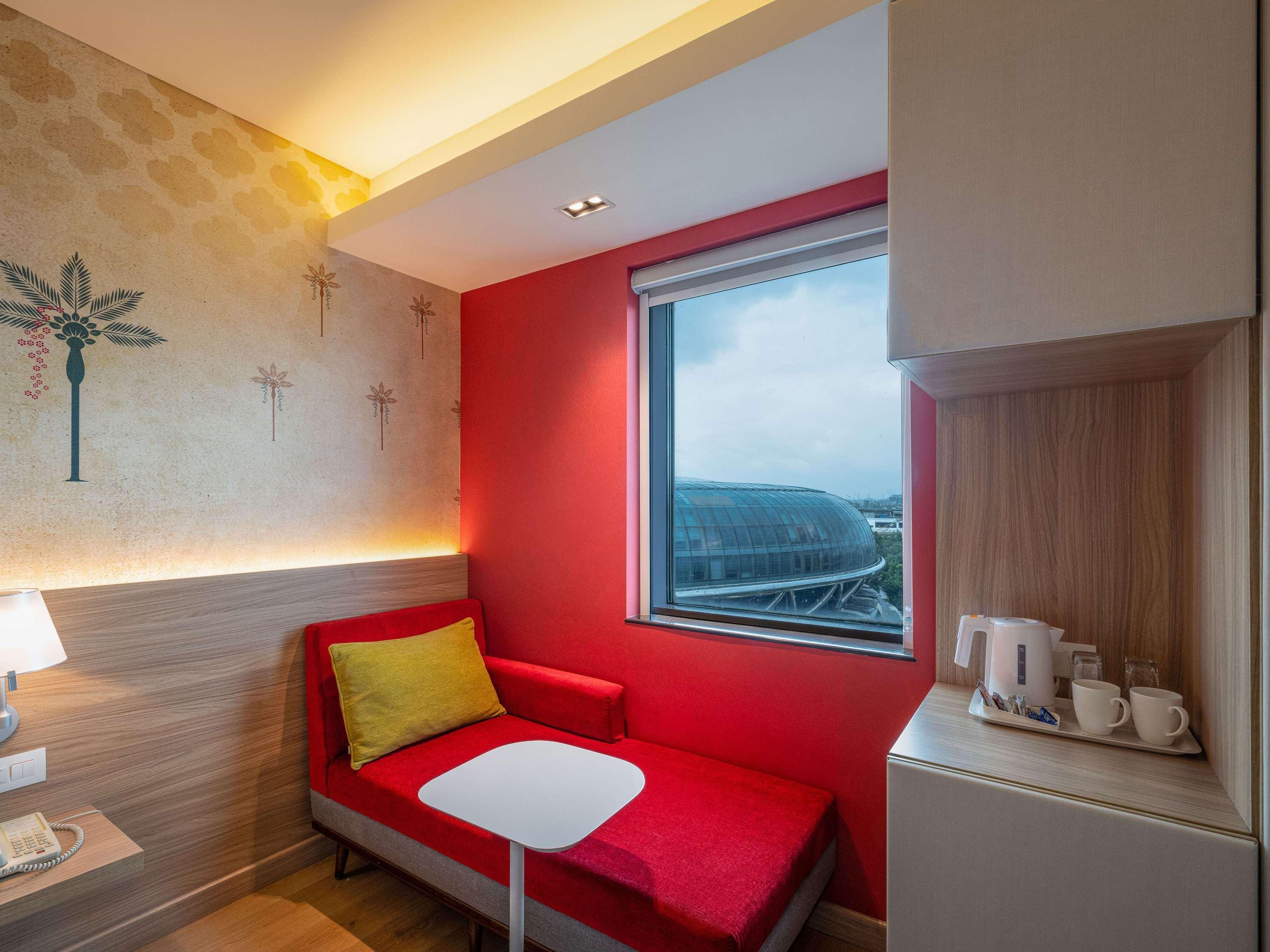 Double Queen Size Bed