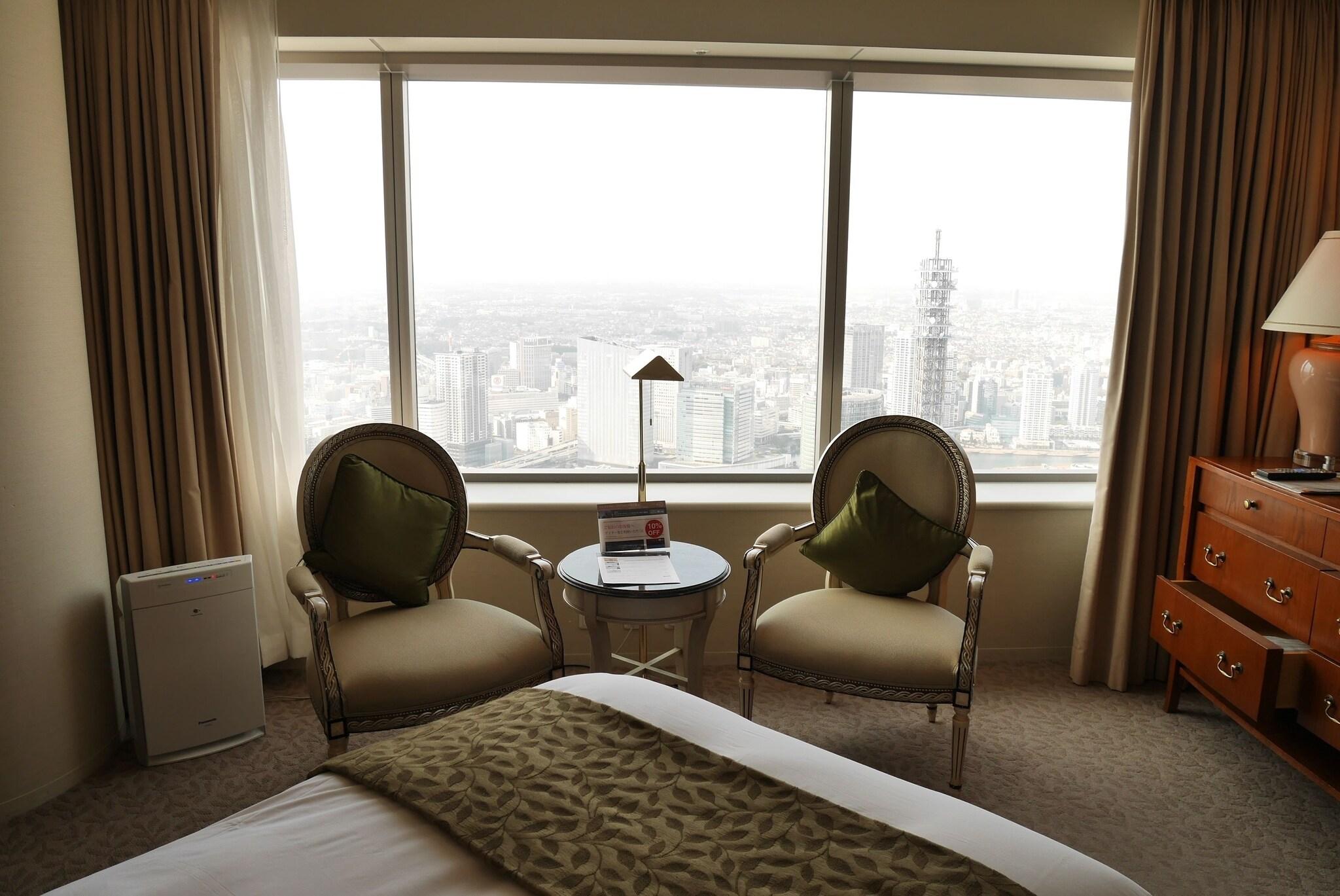 Double Bay View King Bed