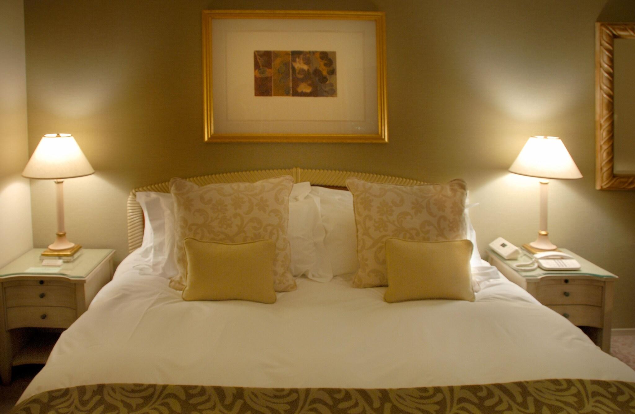 Double Bay View King Bed