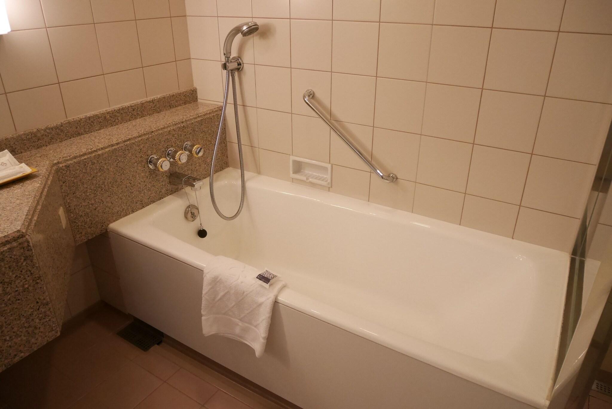 Twin Deluxe Bay View