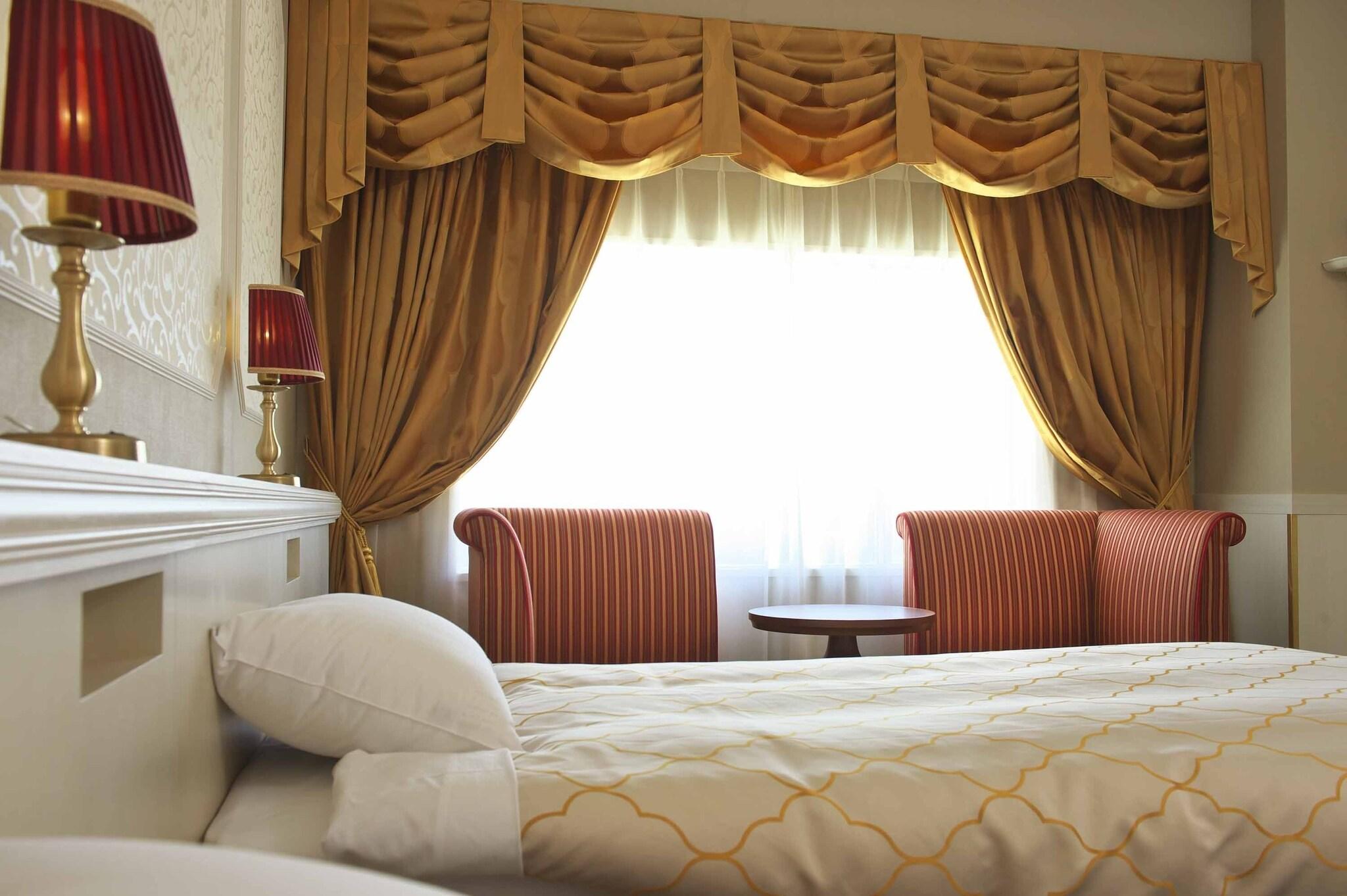 Twin Economy Non Smoking