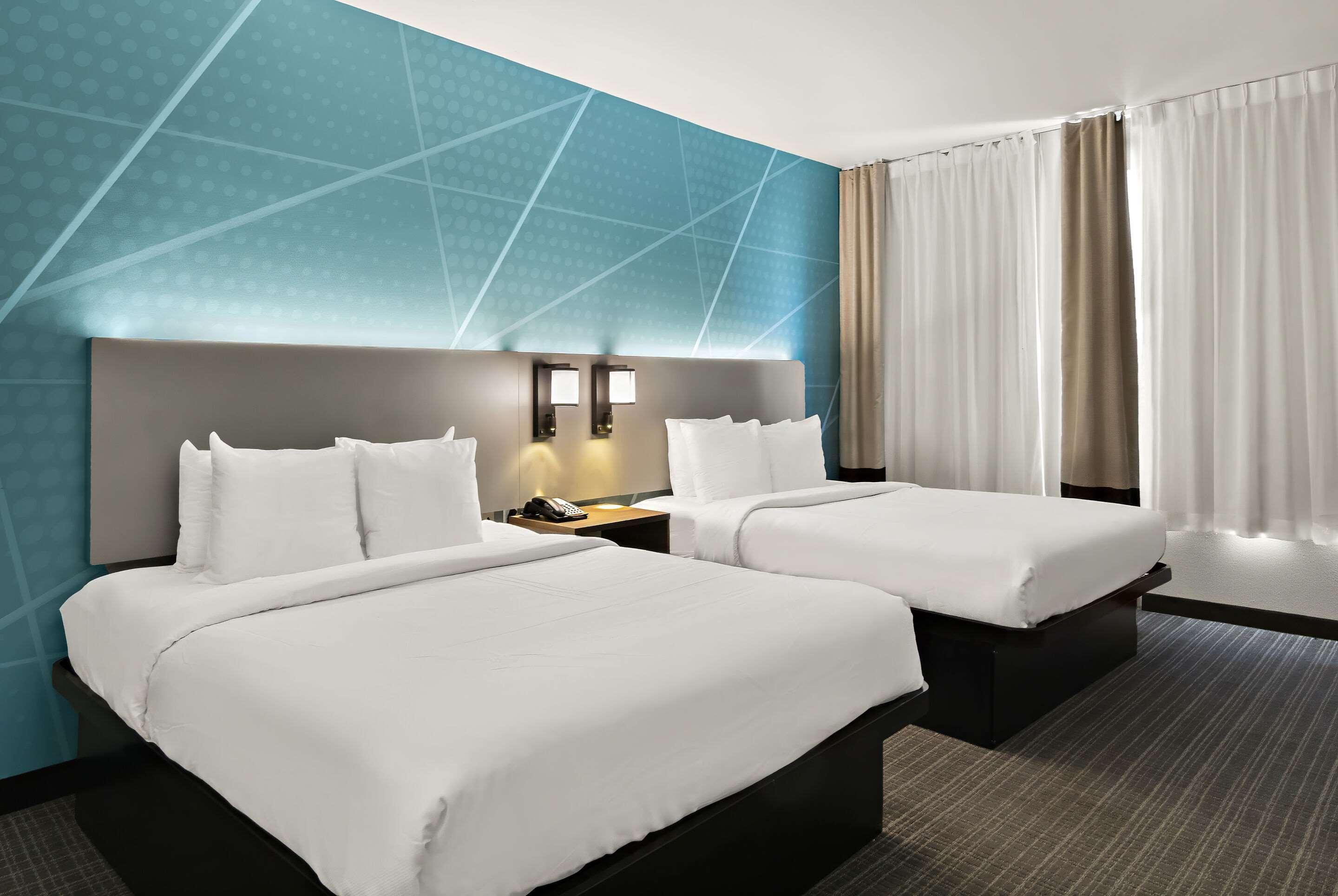 Suite Two Double Beds Non Smoking