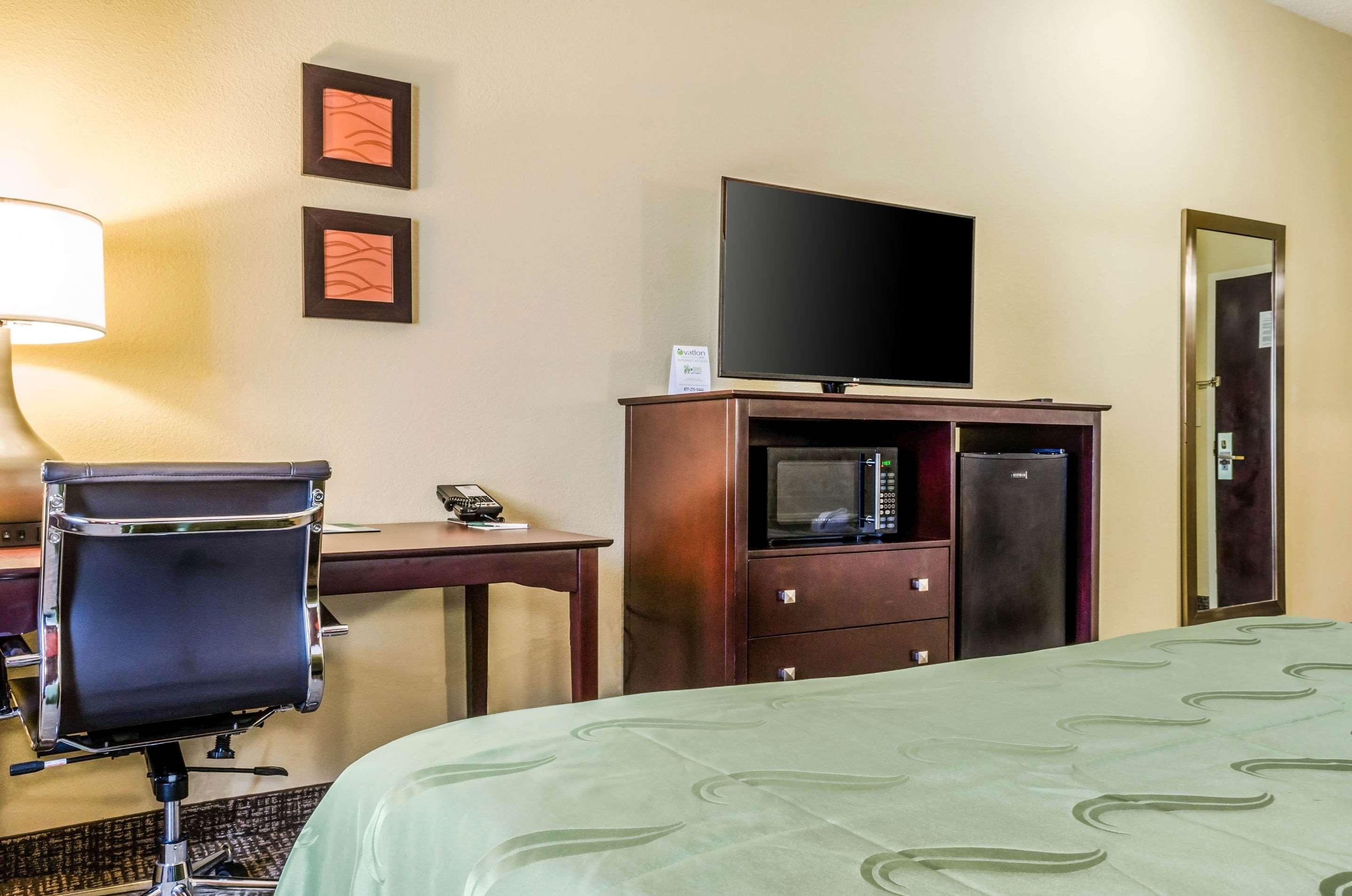 Double King Bed Non Smoking