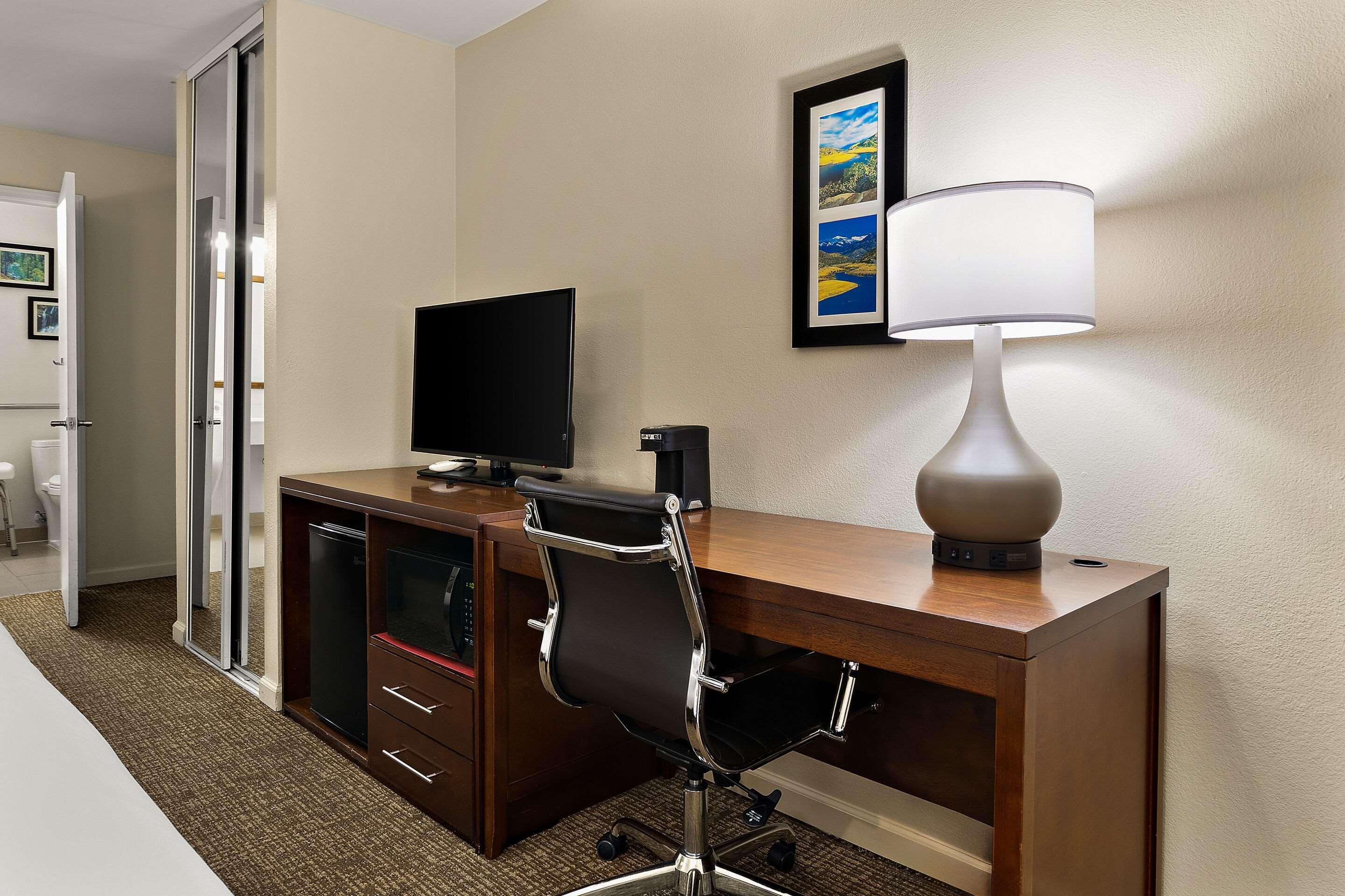 Room Accessible-two Queen Beds