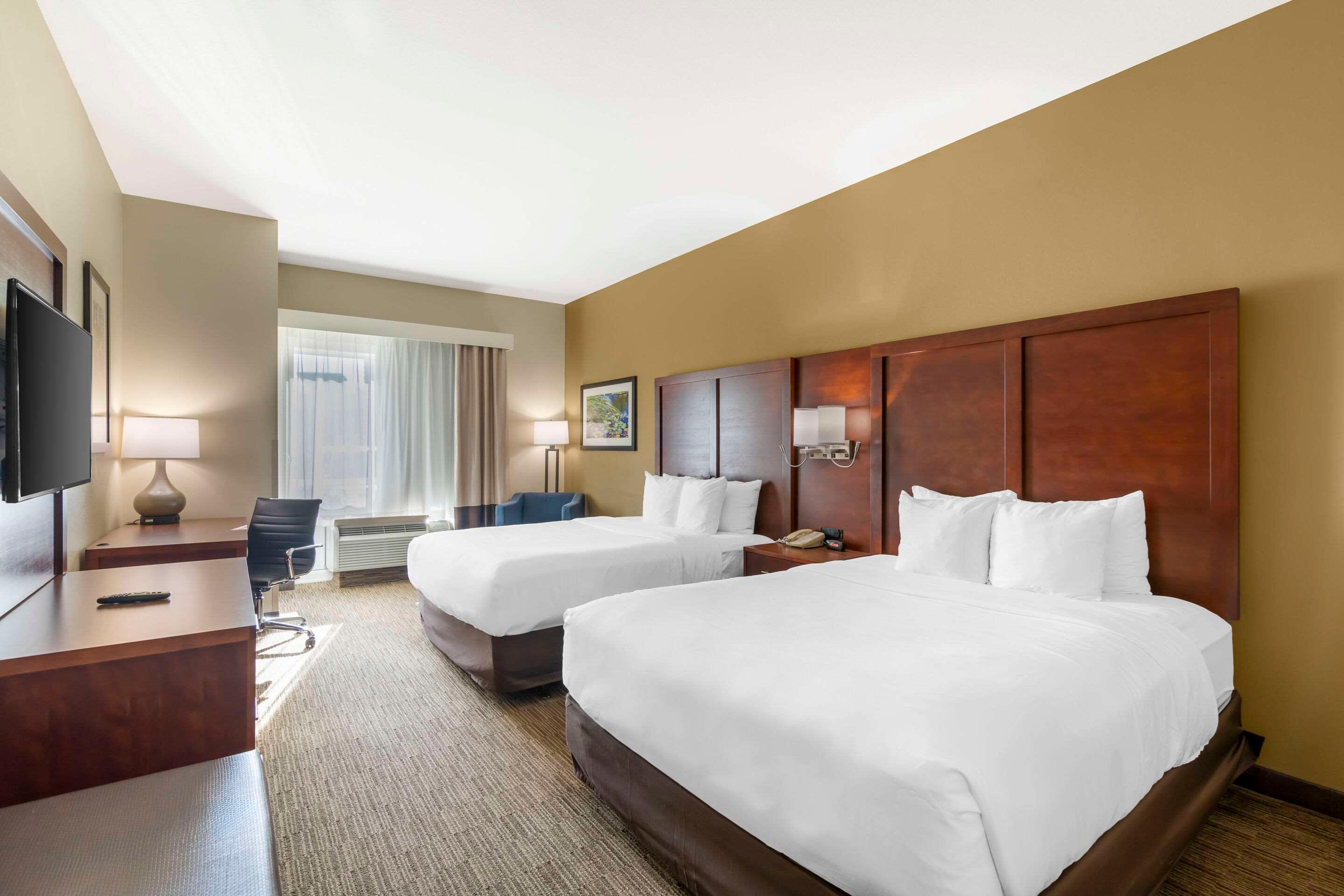 Double Two Queen Beds