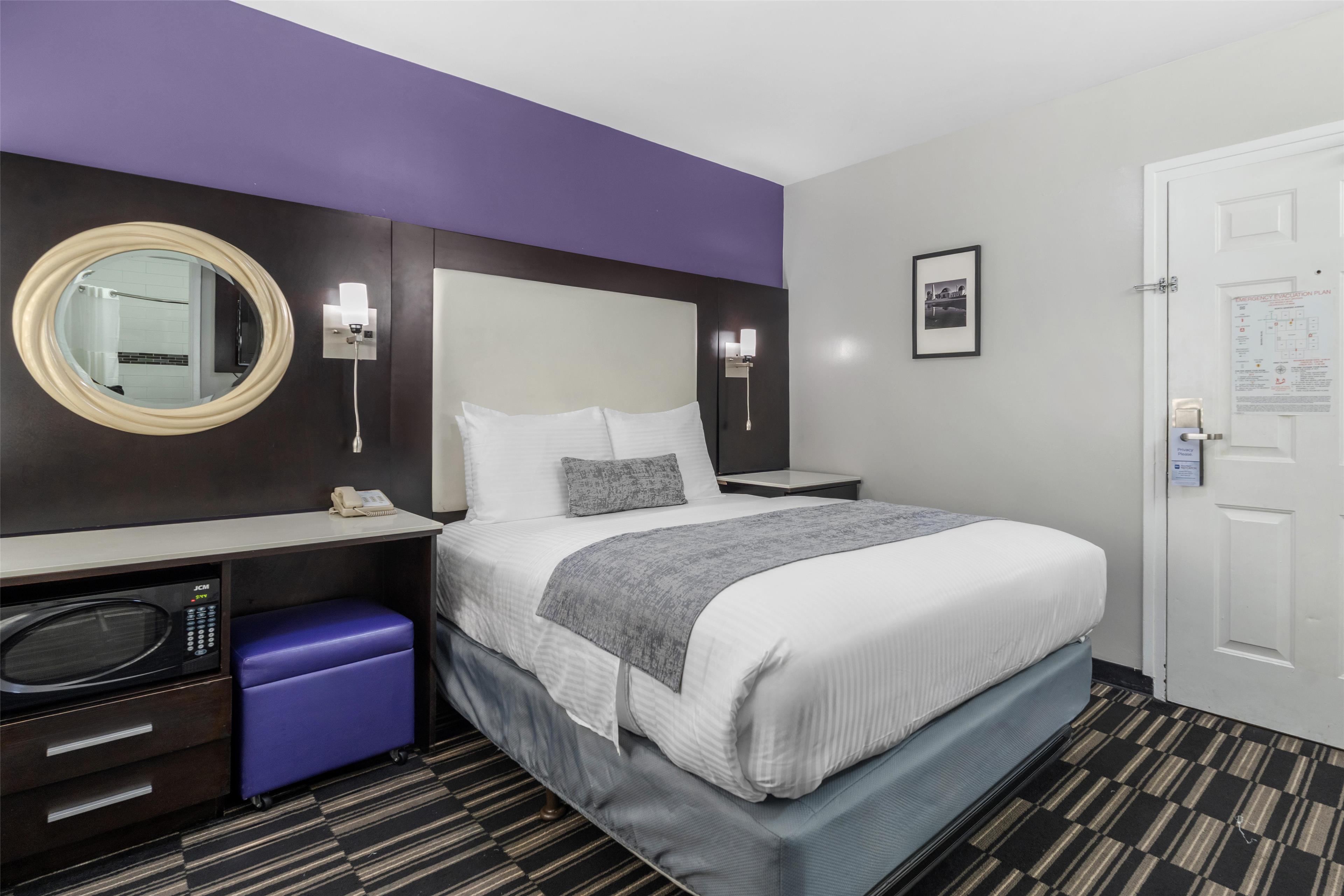 Room Queen Bed Non Smoking