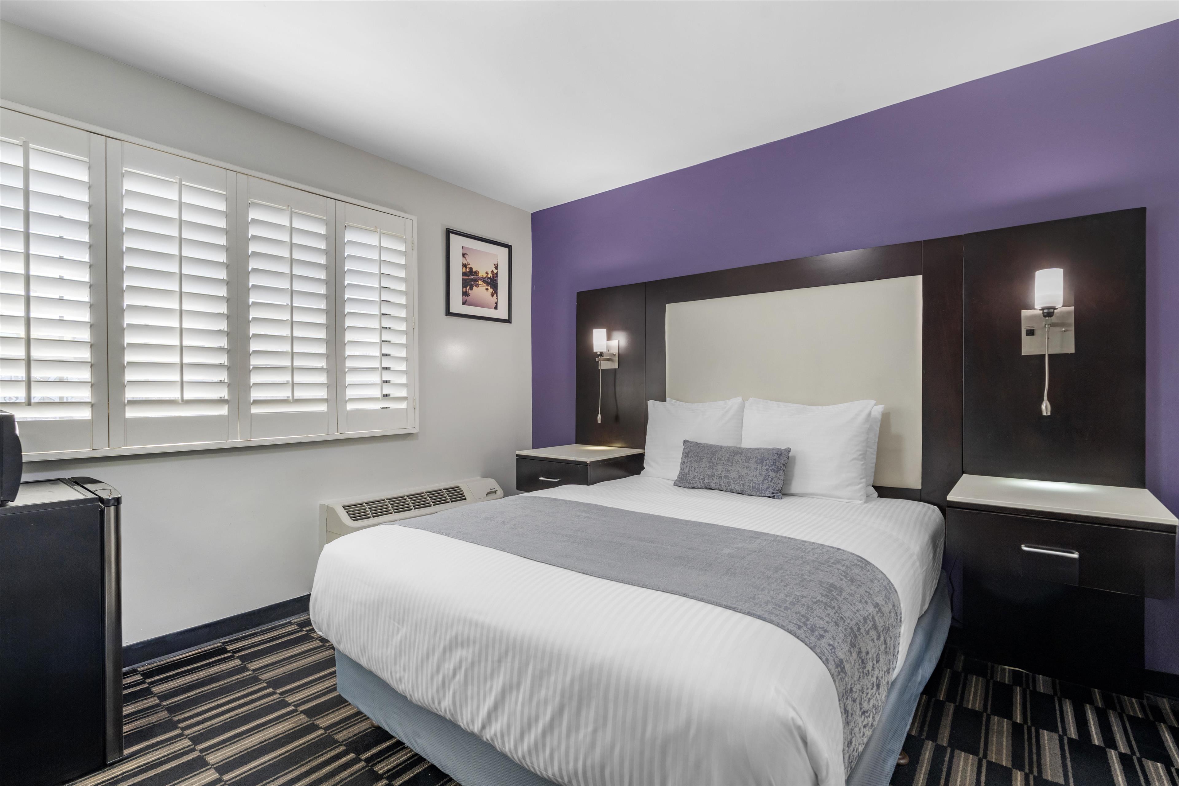 Suite Two Queen Beds Non Smoking