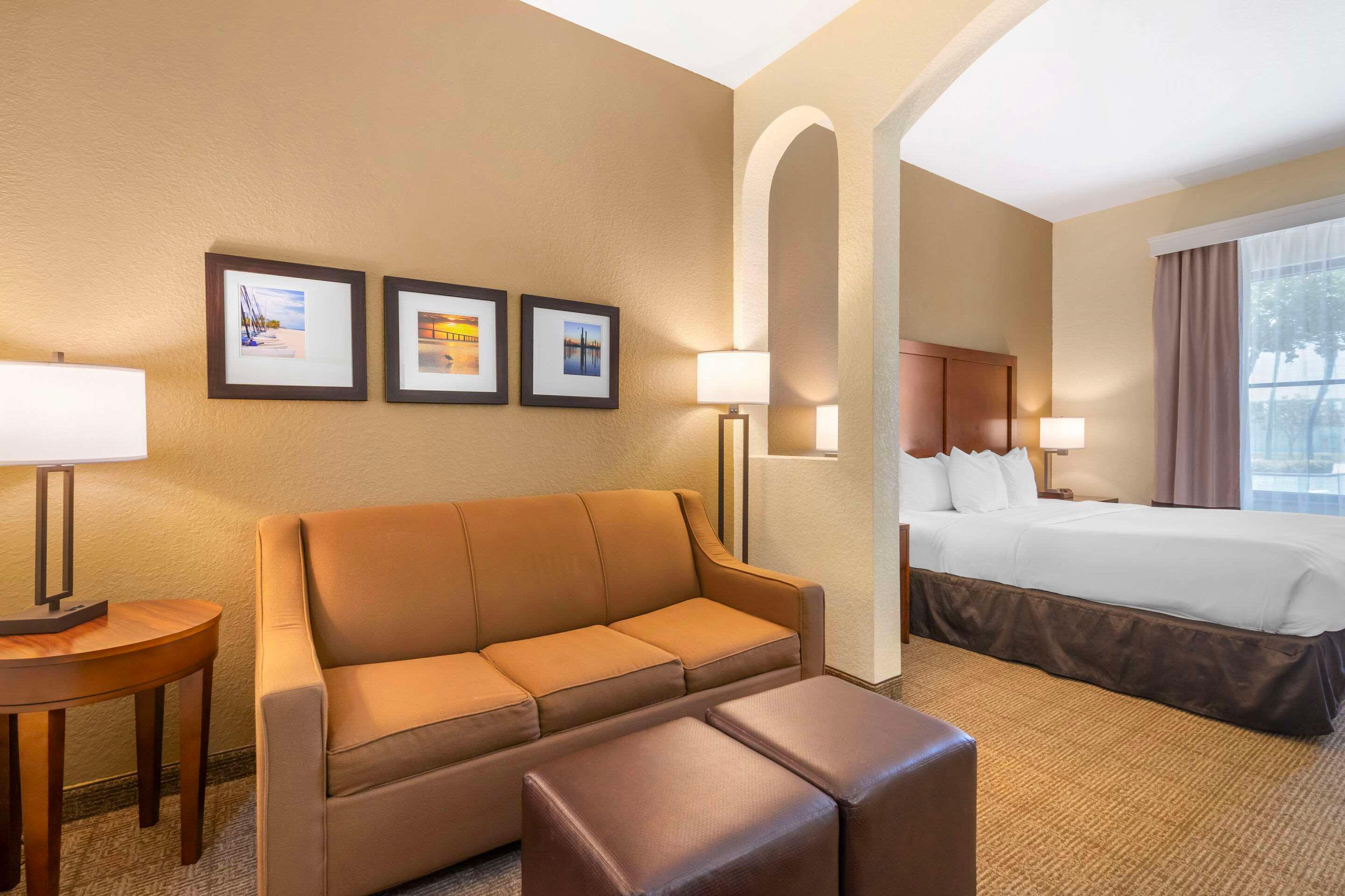 Suite King Bed Non Smoking