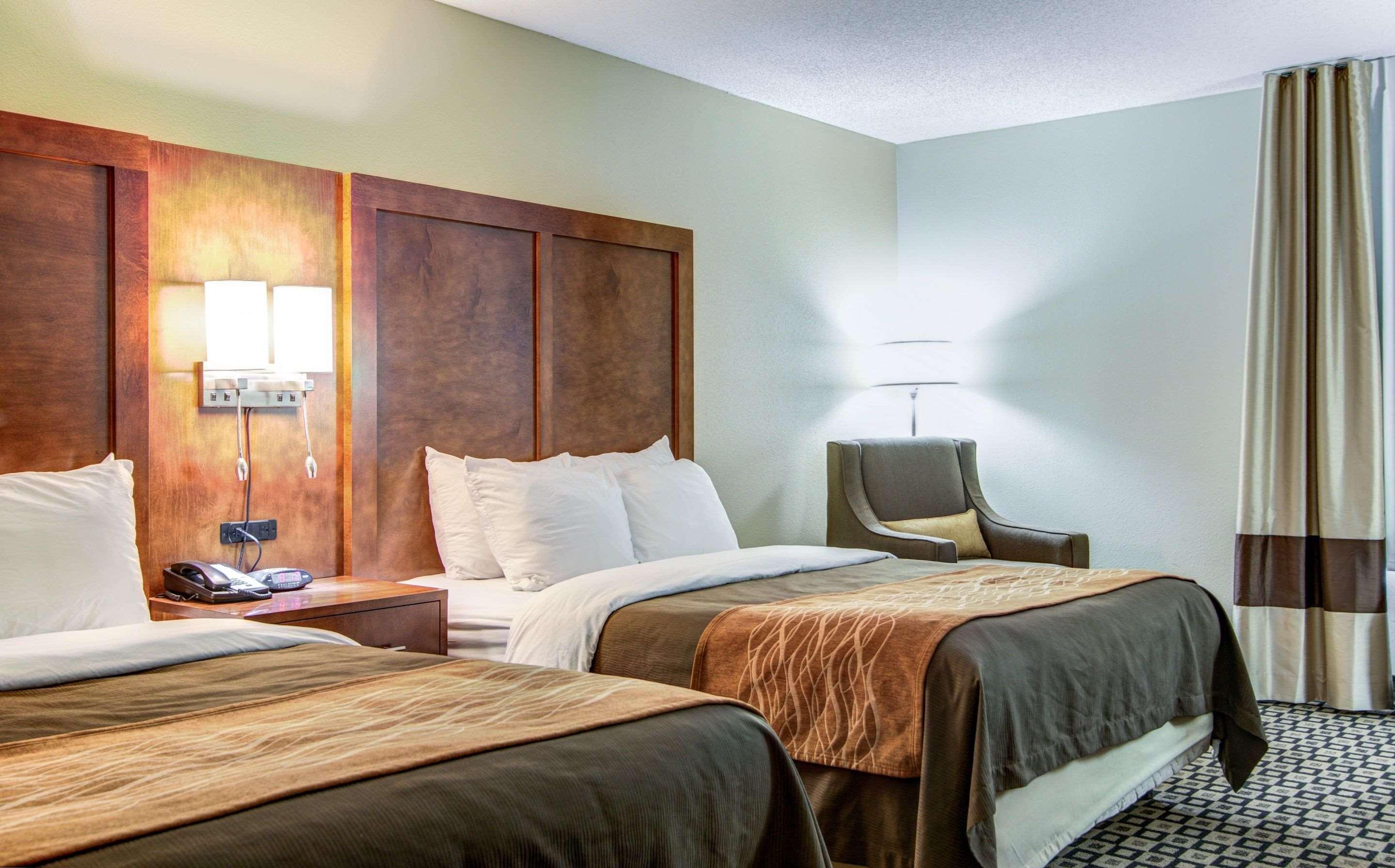 Double Two Queen Beds Non Smoking