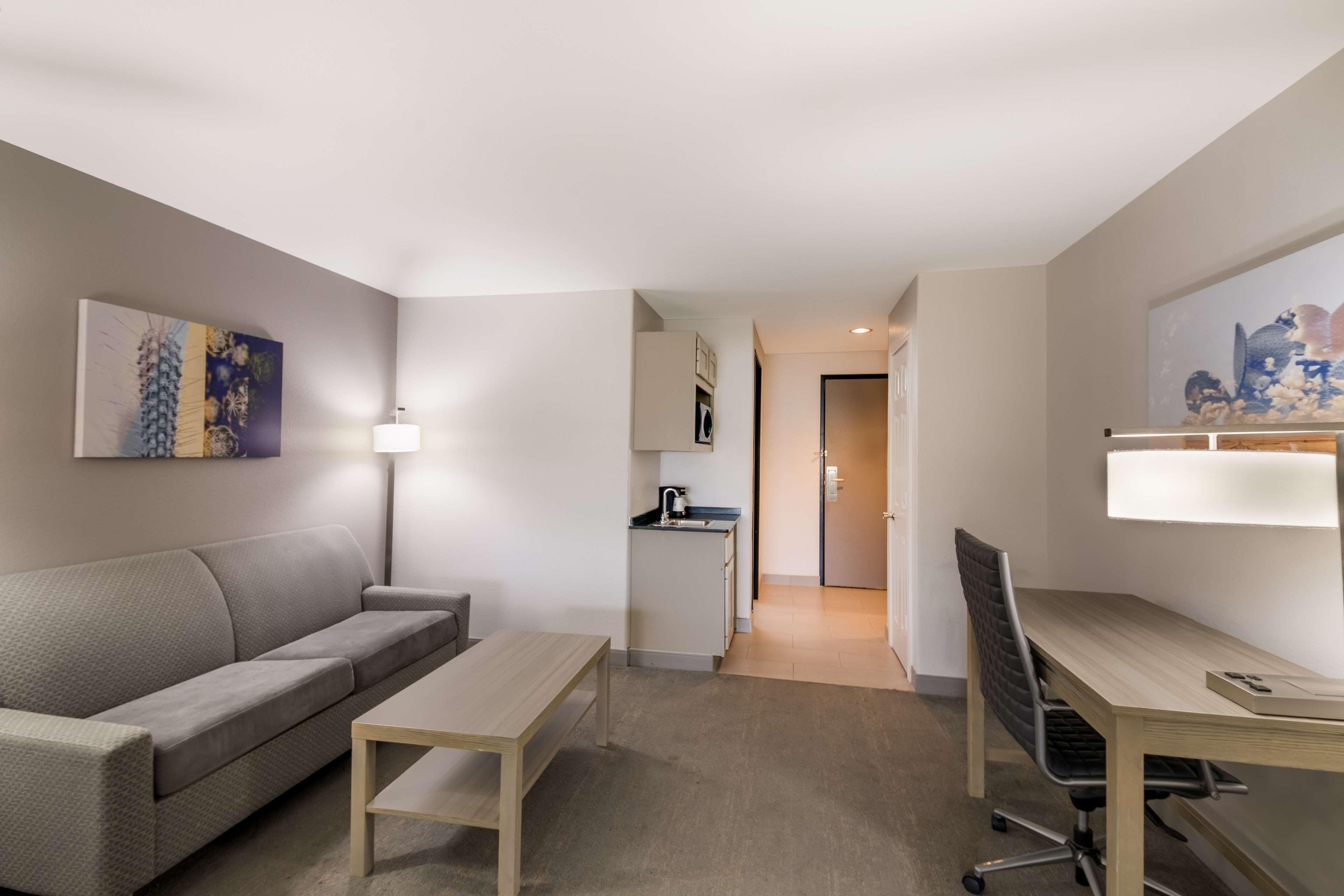 Family Room Two Queen Beds Non Smoking