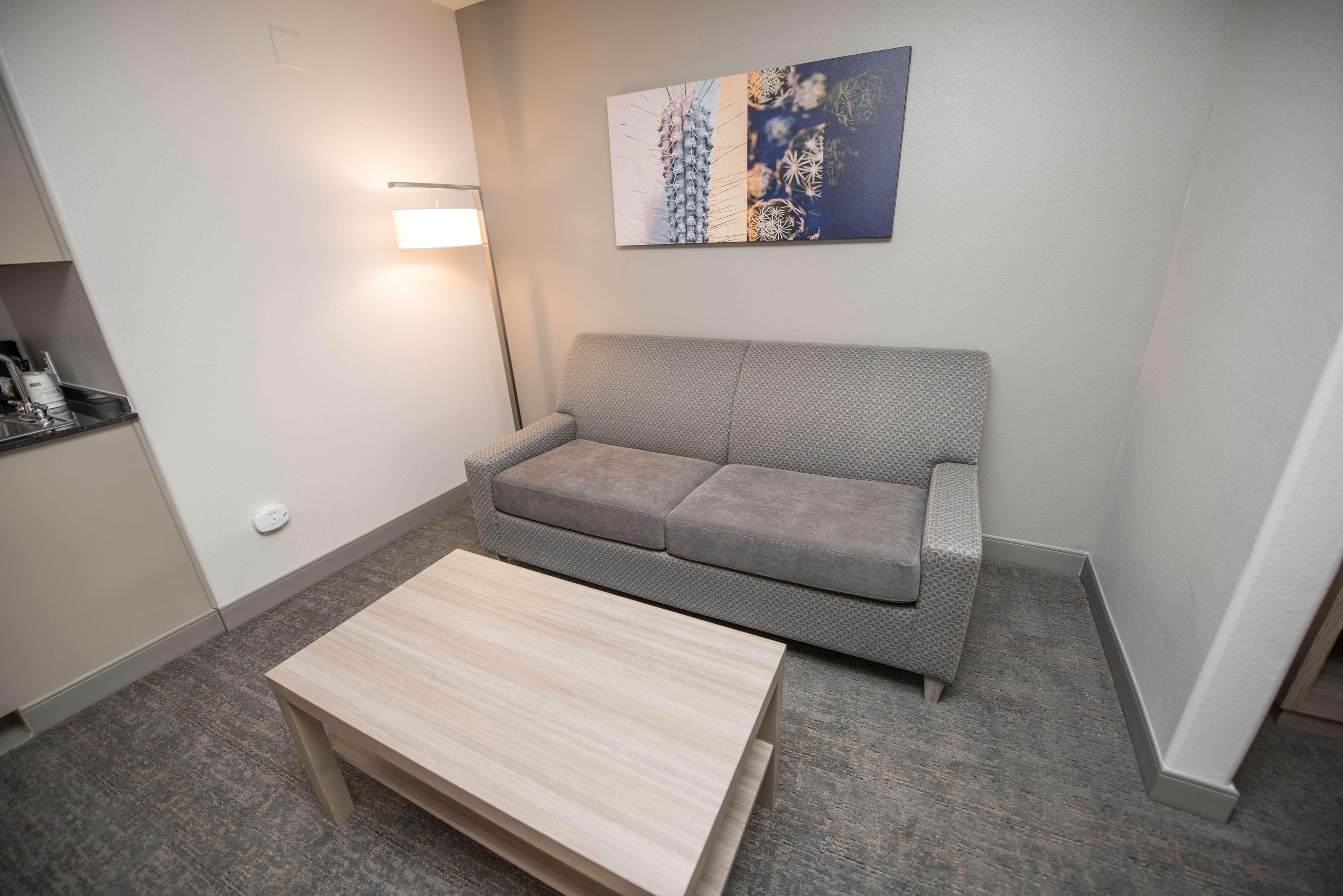 Family Room Two Queen Beds Non Smoking