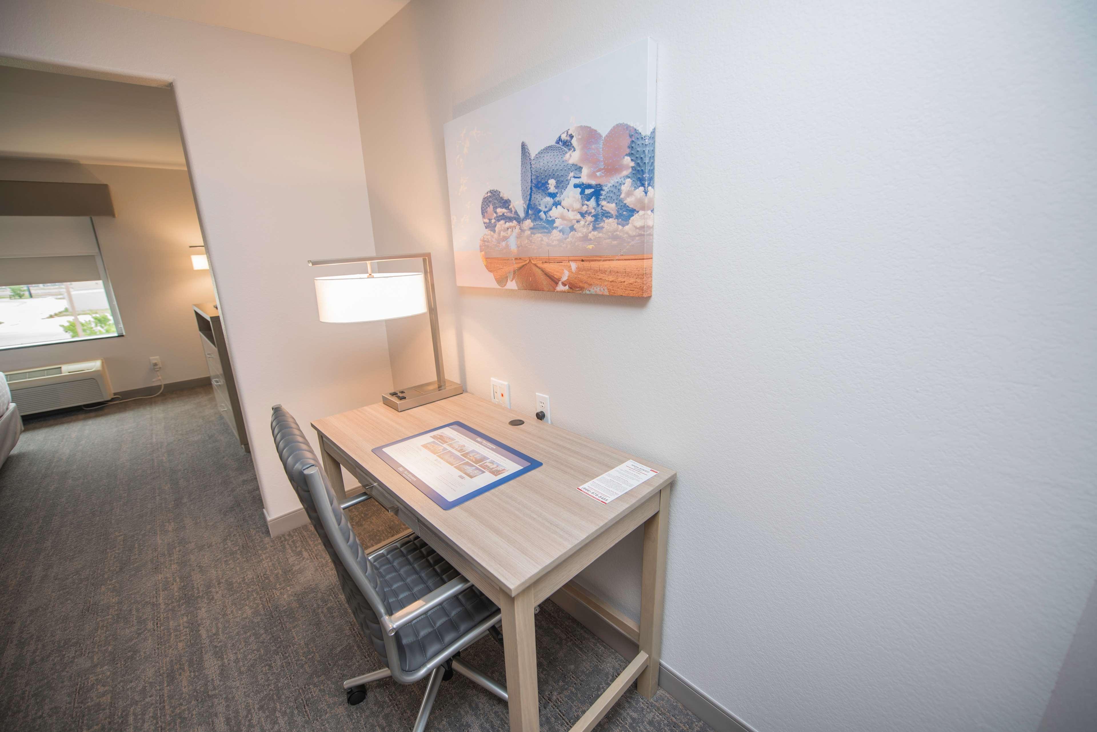 Suite Two Queen Beds Non Smoking