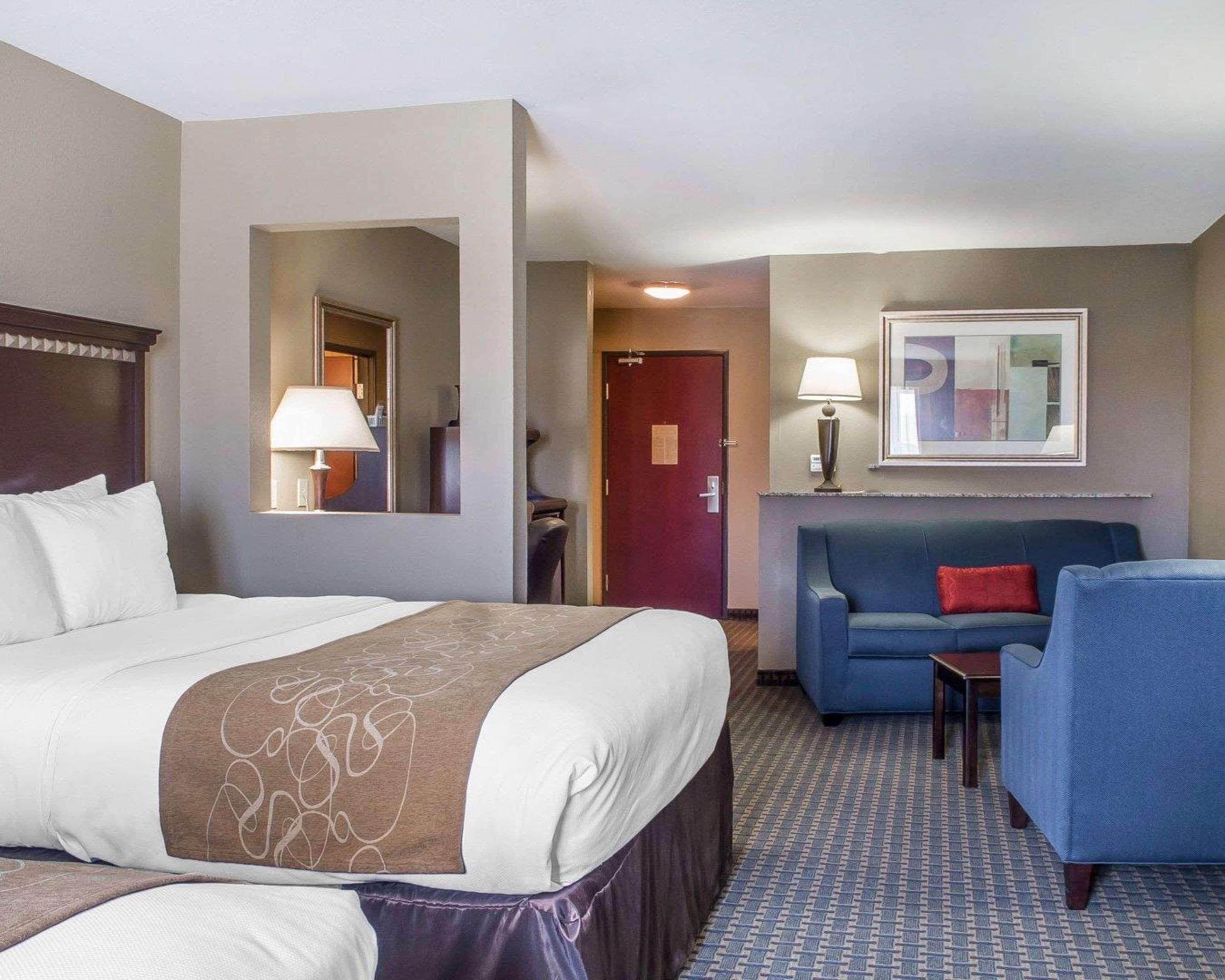 Suite Two Queen Beds Non Smoking