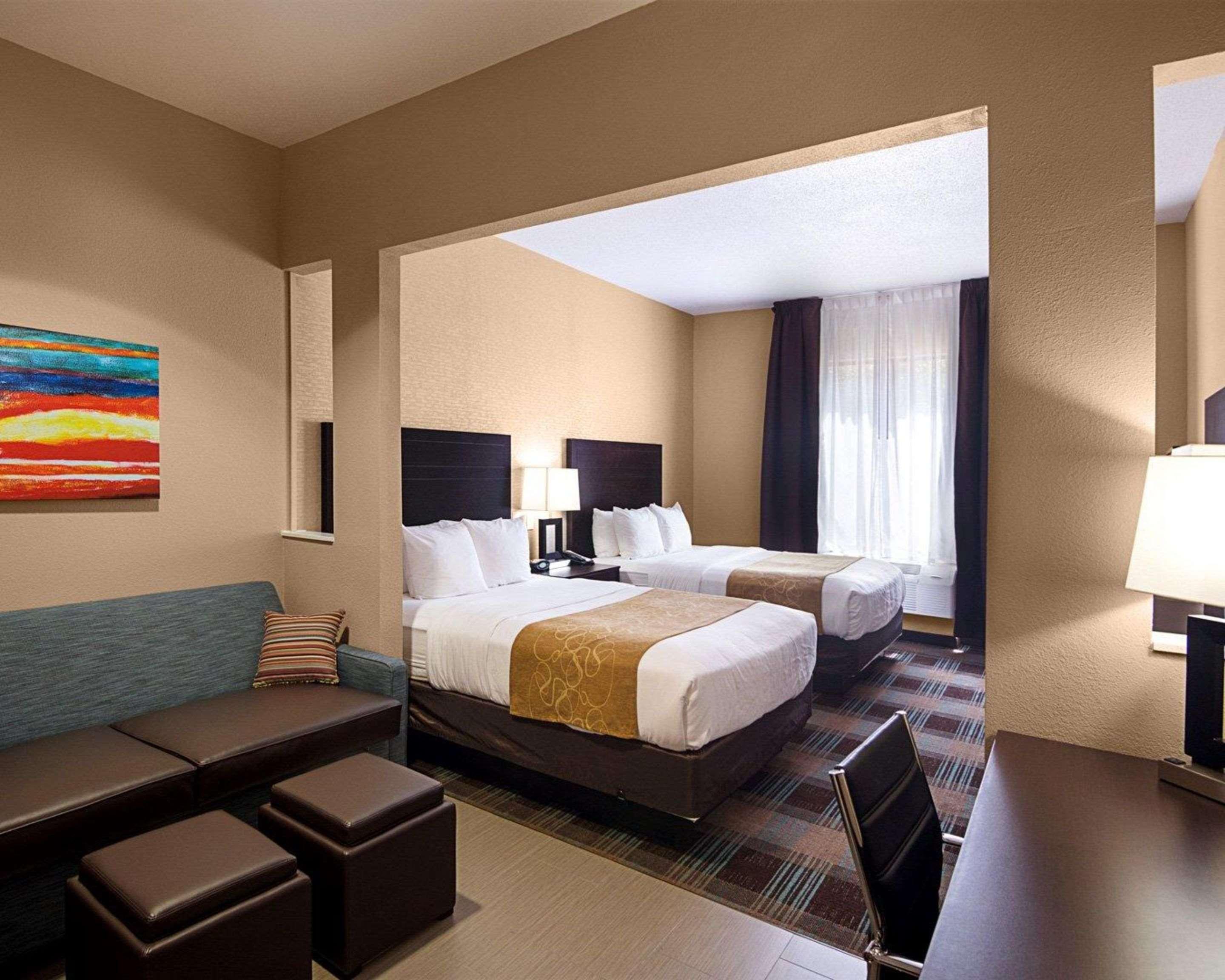 Suite Two Queen Beds