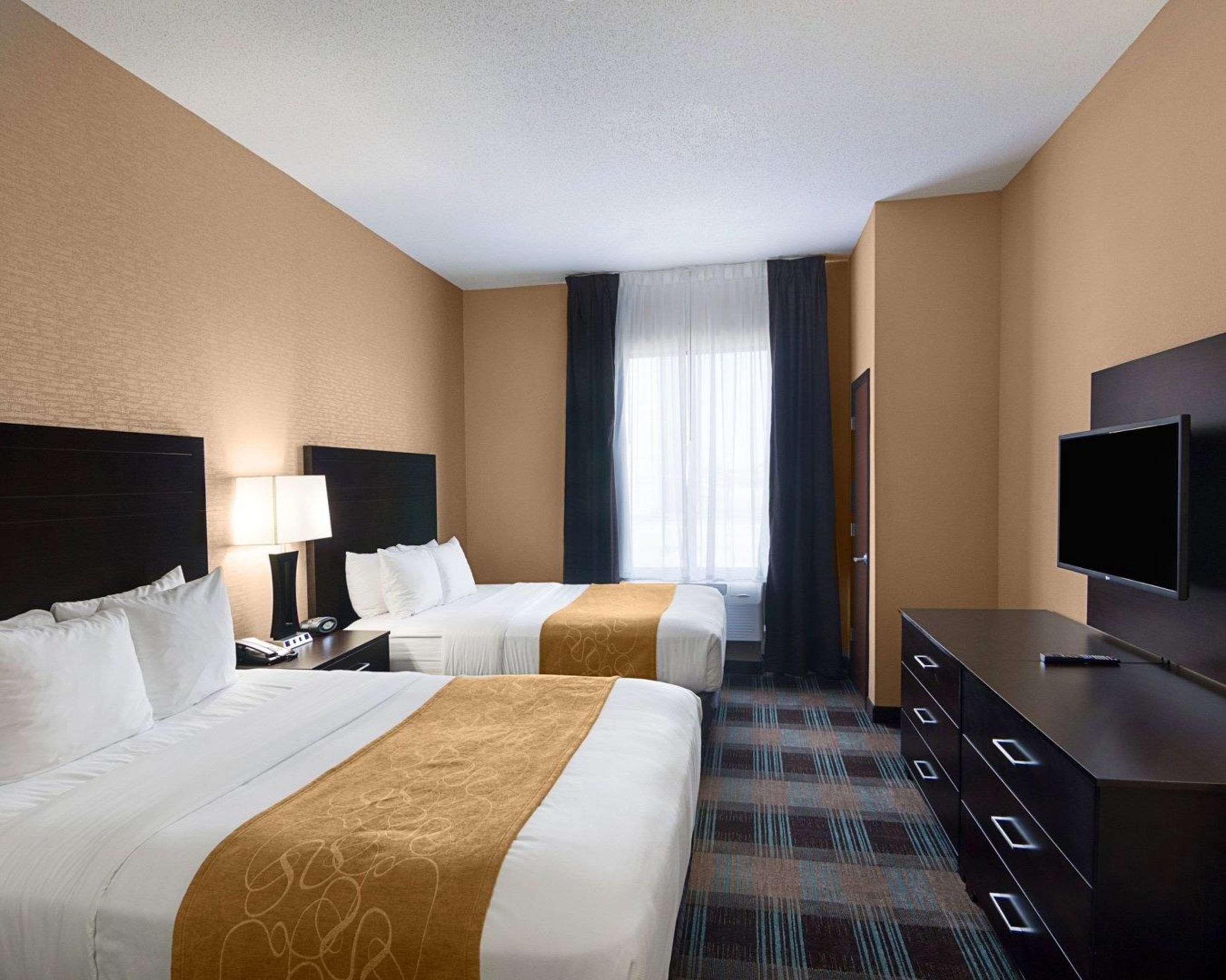 Suite Two Queen Beds Non Smoking