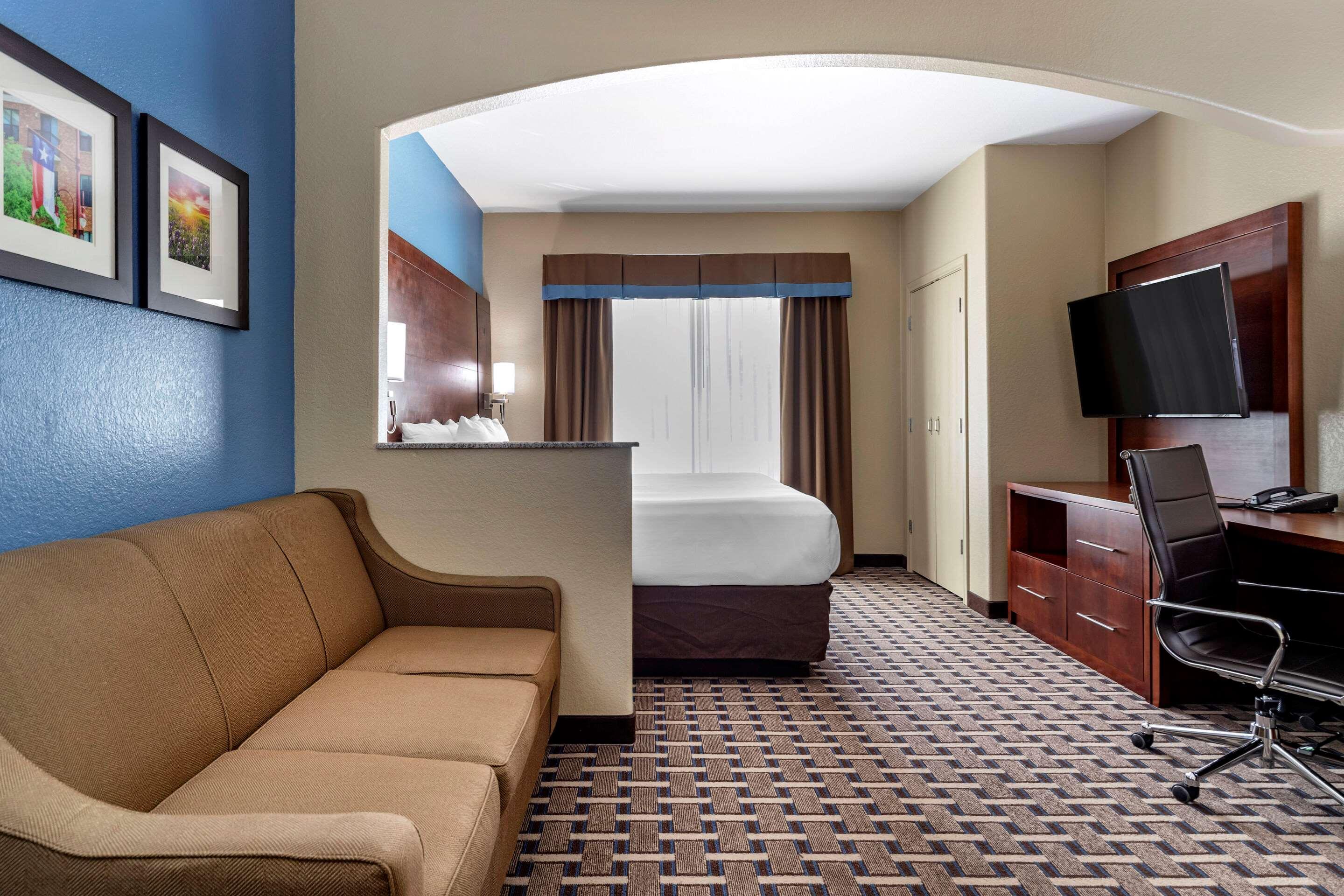 Suite King Bed Non Smoking