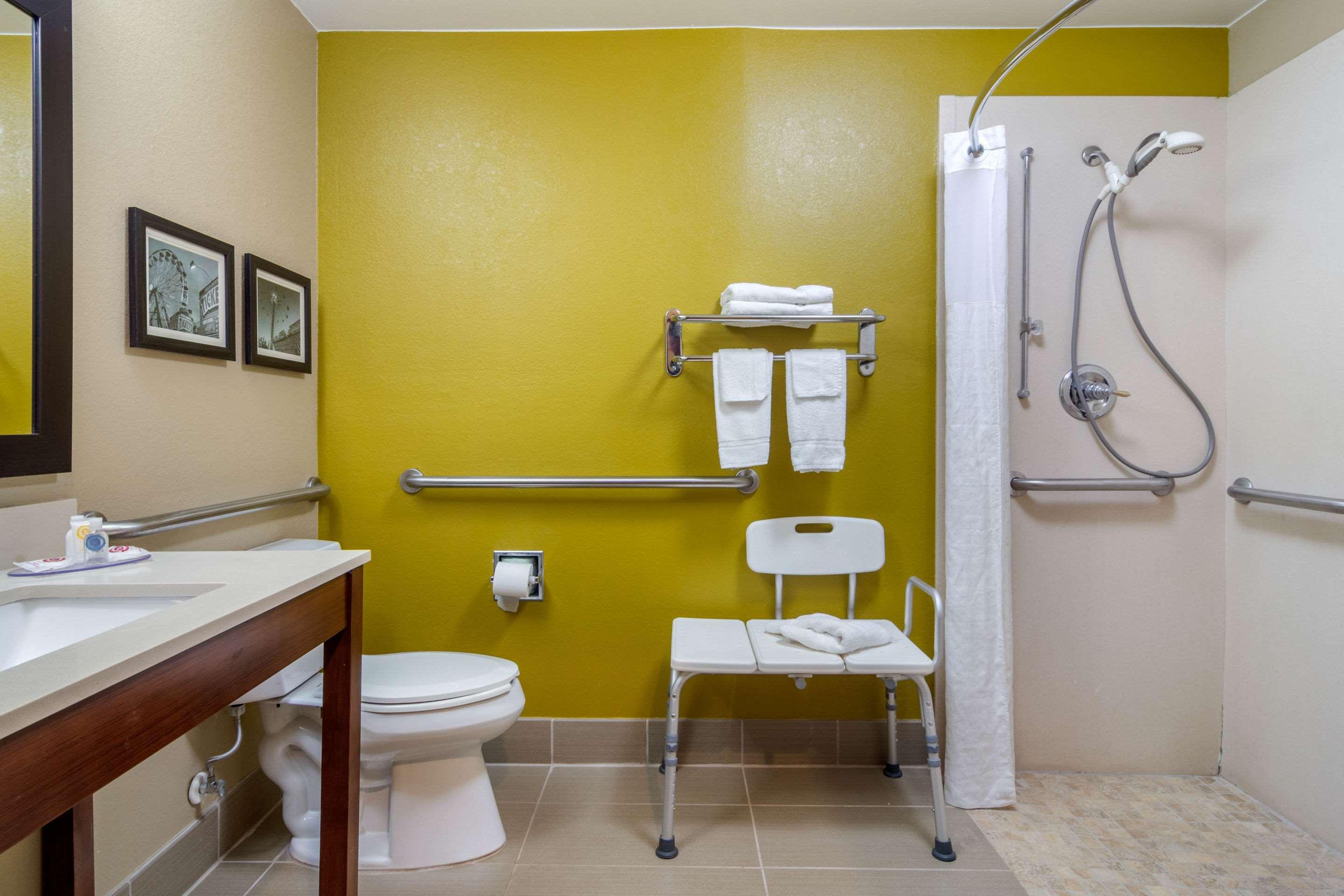 Double Accessible King Size Bed