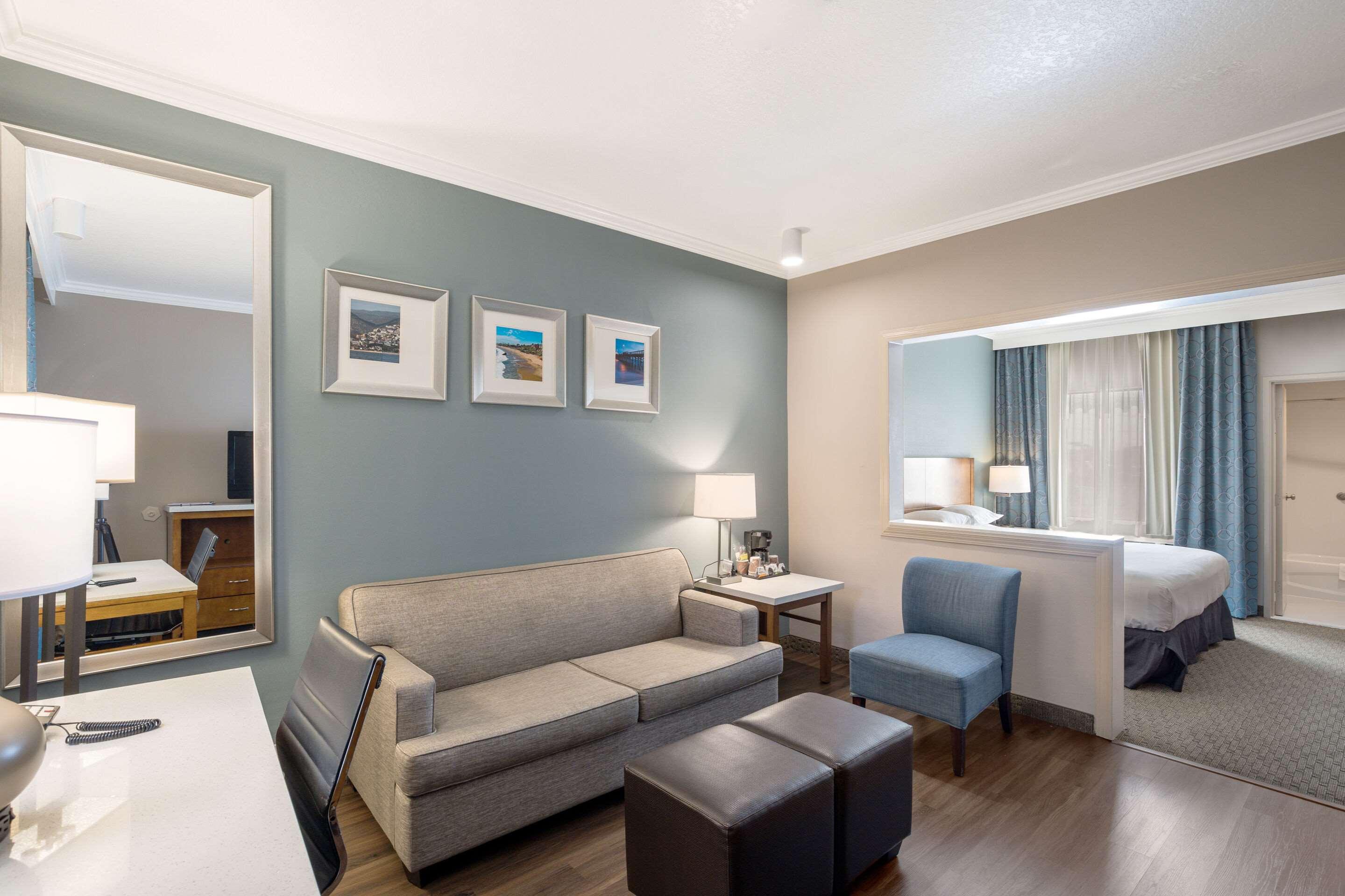 Suite Accessible-queen Size Bed