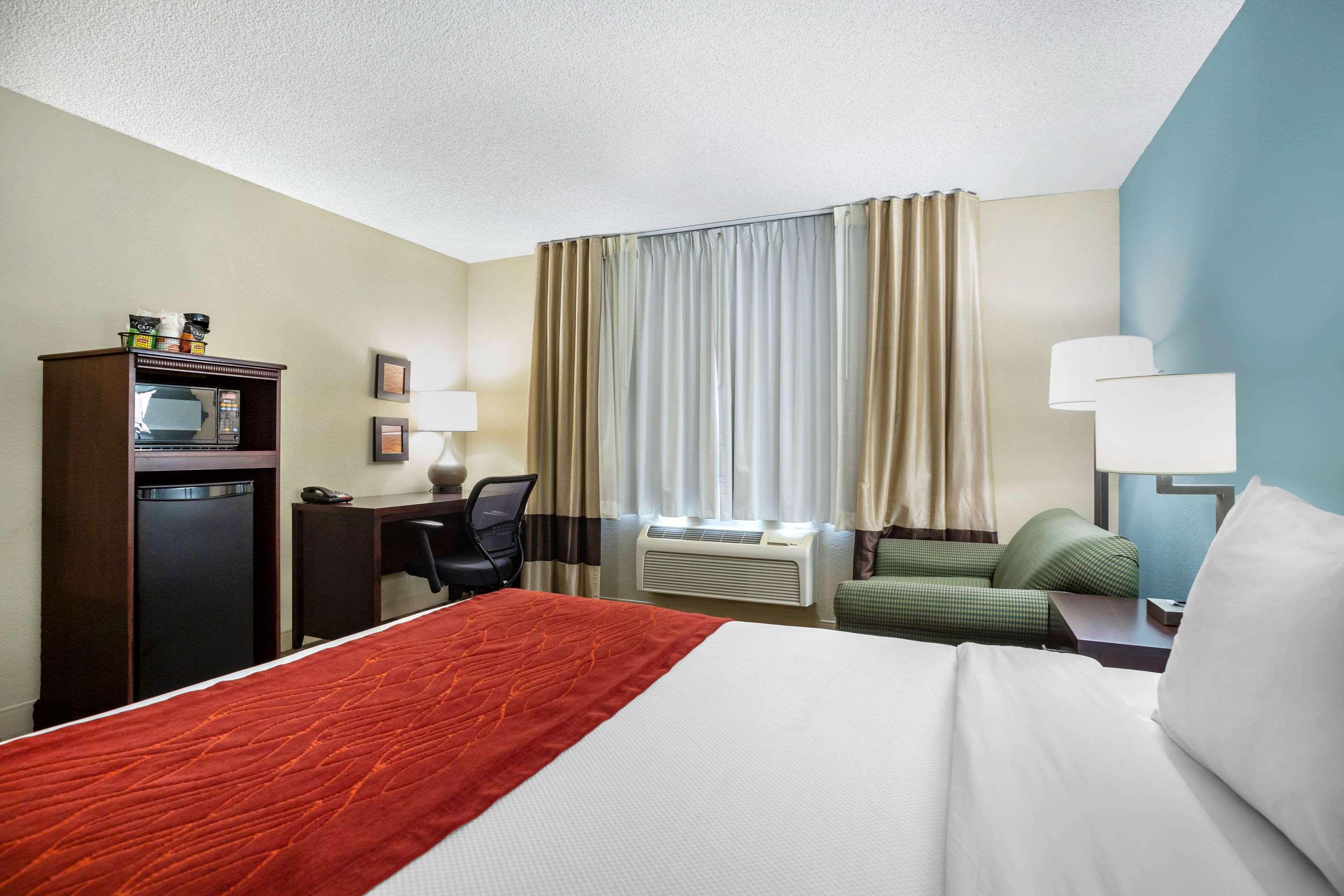 Double King Bed Non Smoking