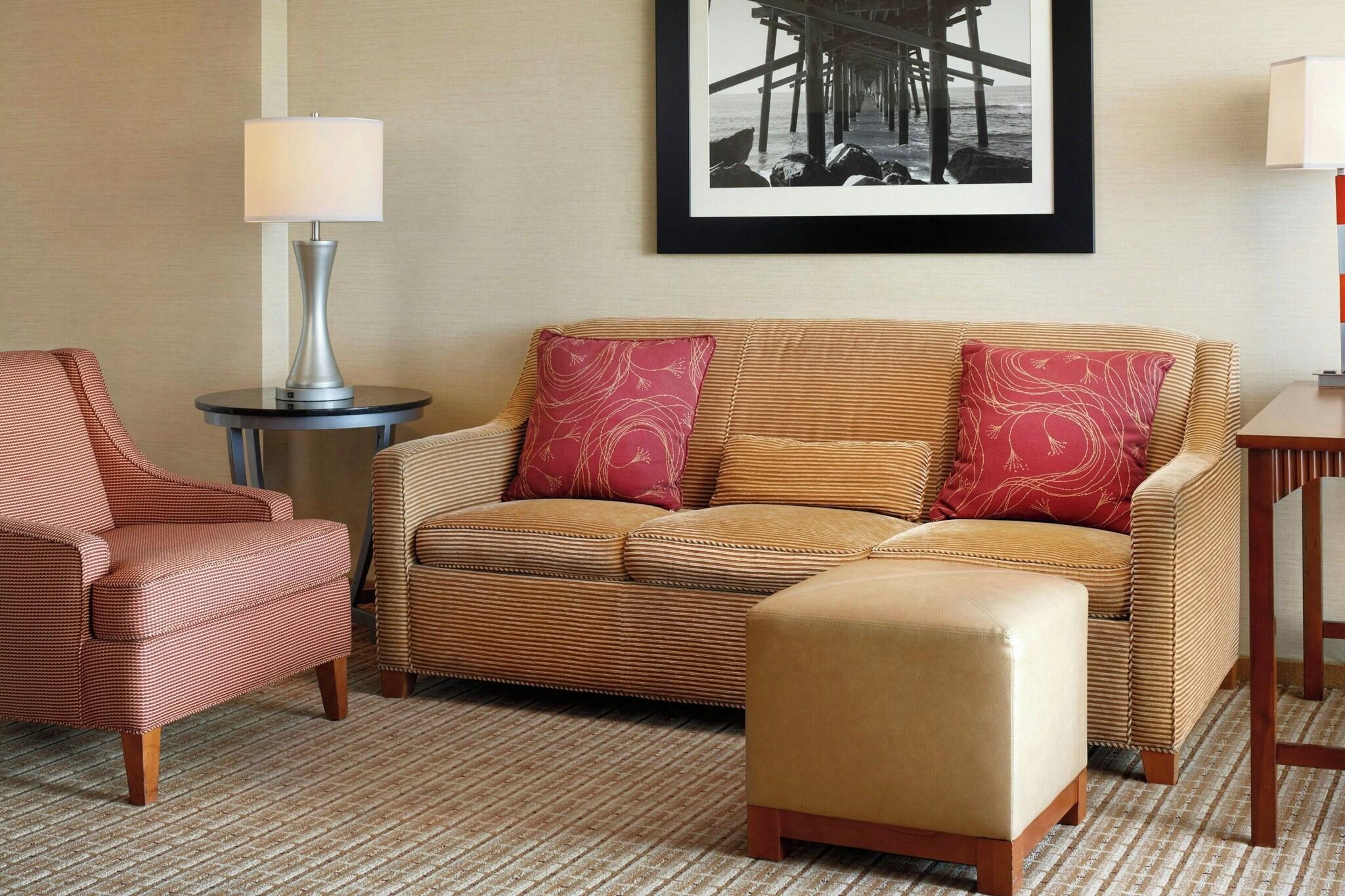 Suite King Size Bed
