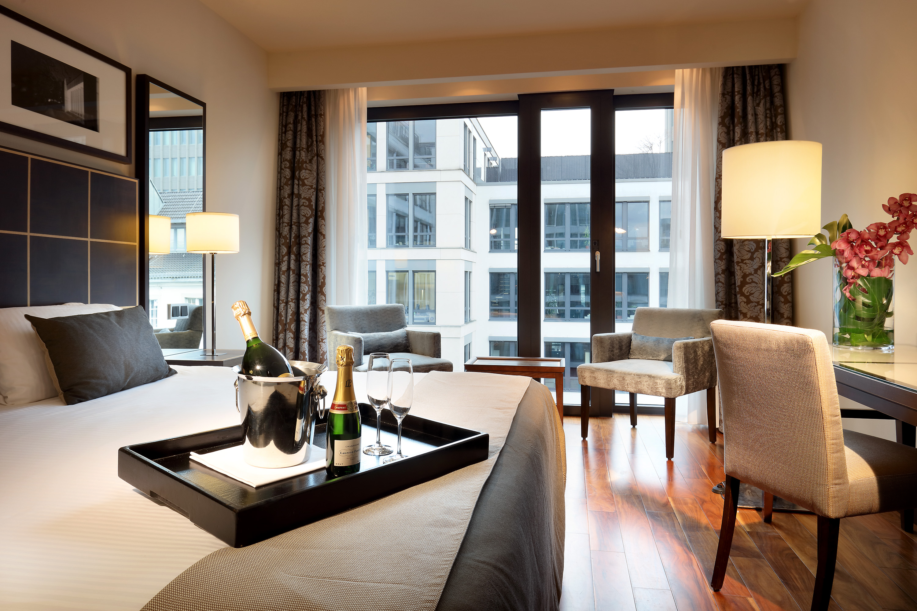 Double Single Superior