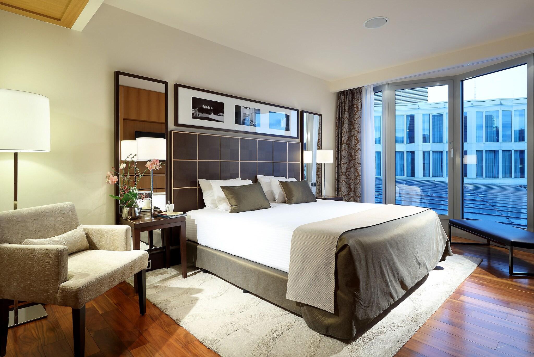 Double King Size Bed