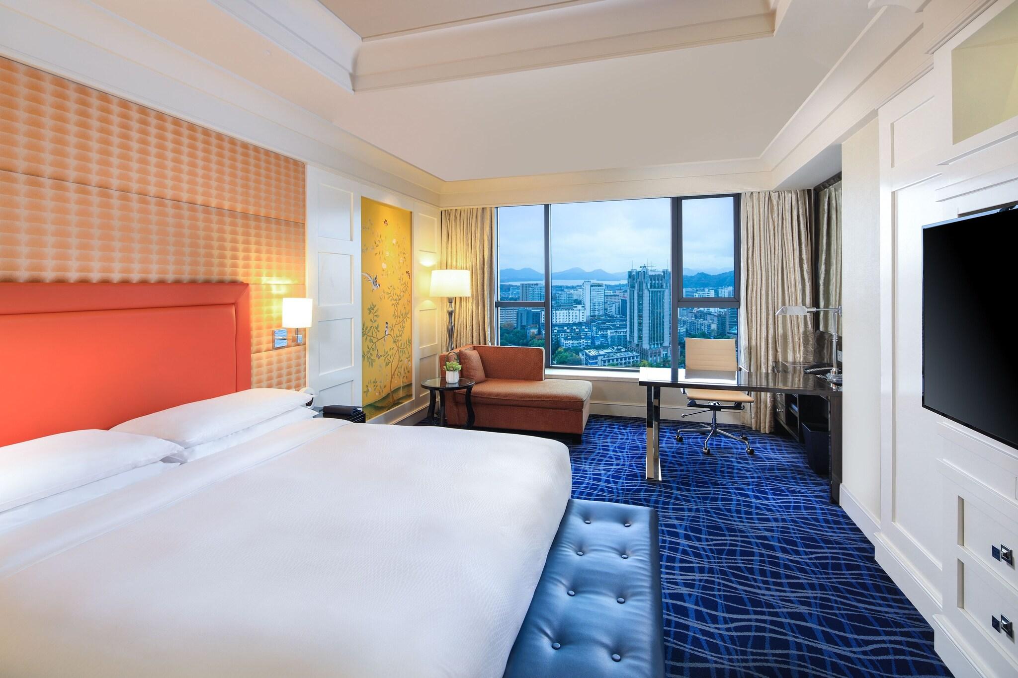 Double Executive King Bed