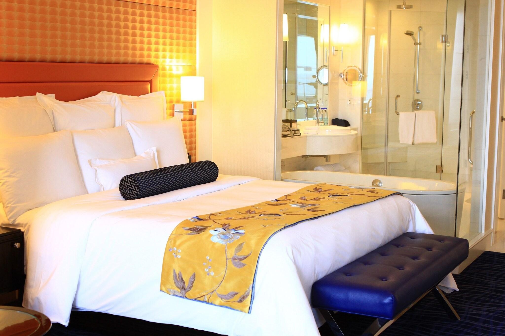 Double Executive King Bed