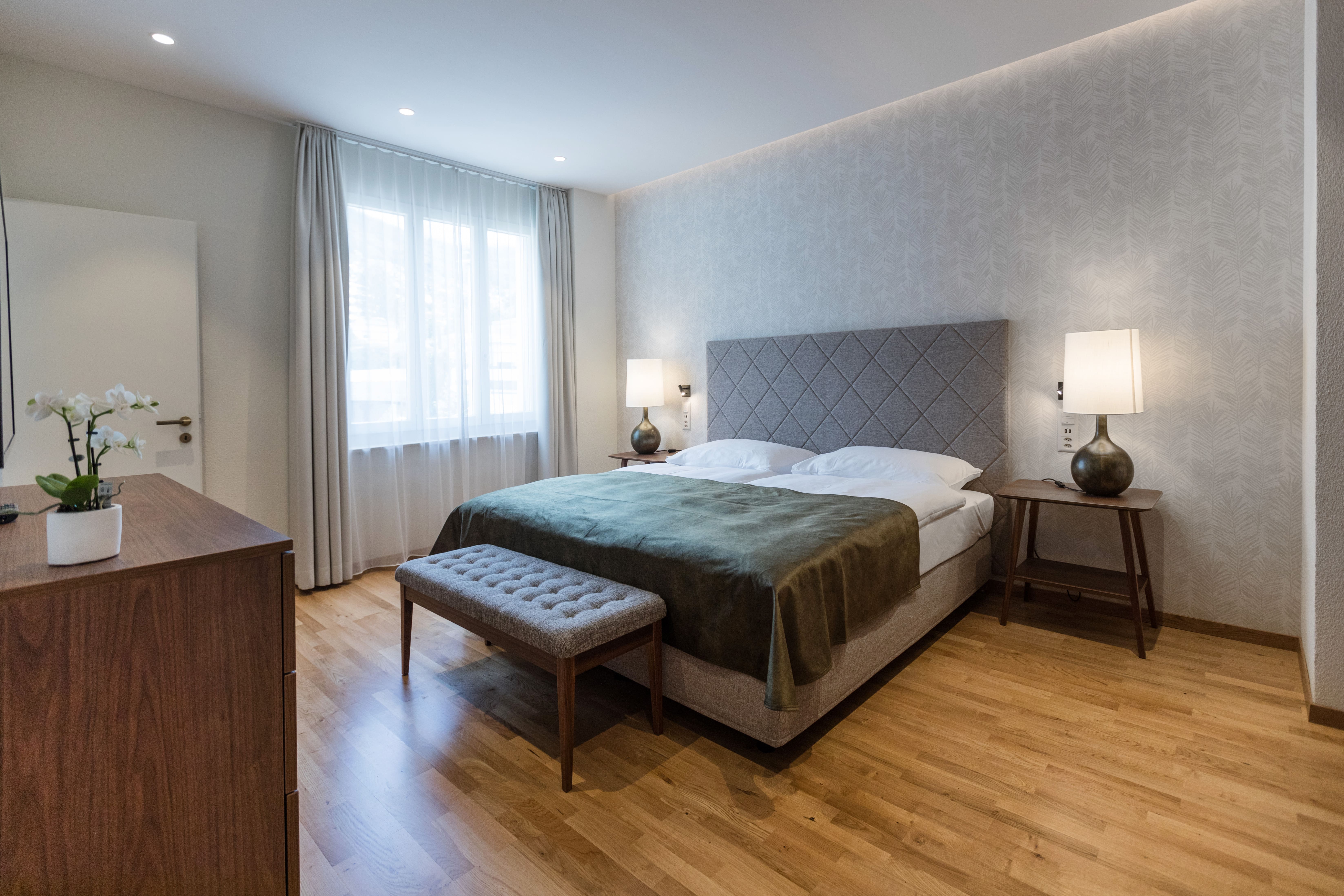 Family Room Lake View