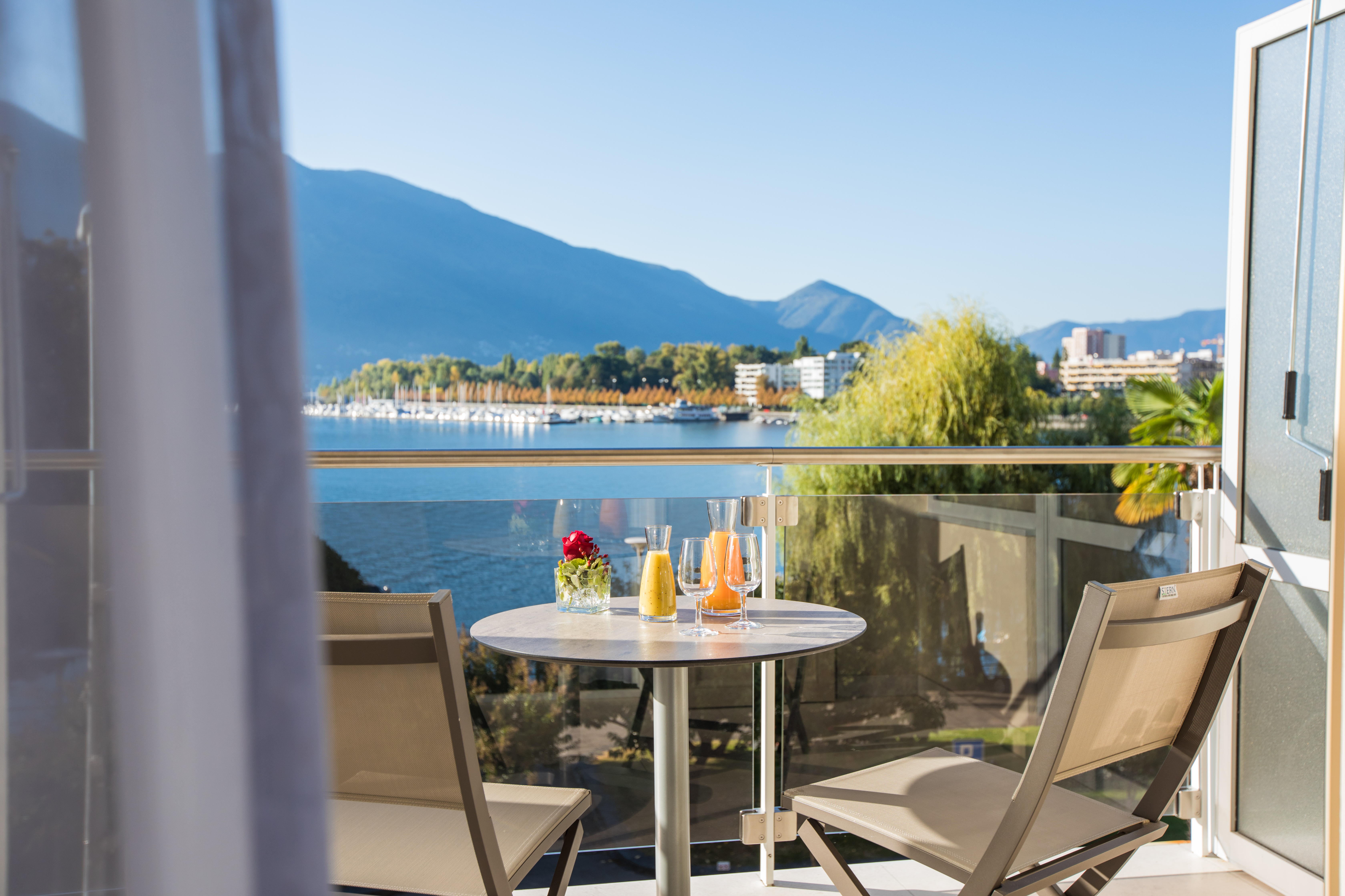 Double Superior Smoking