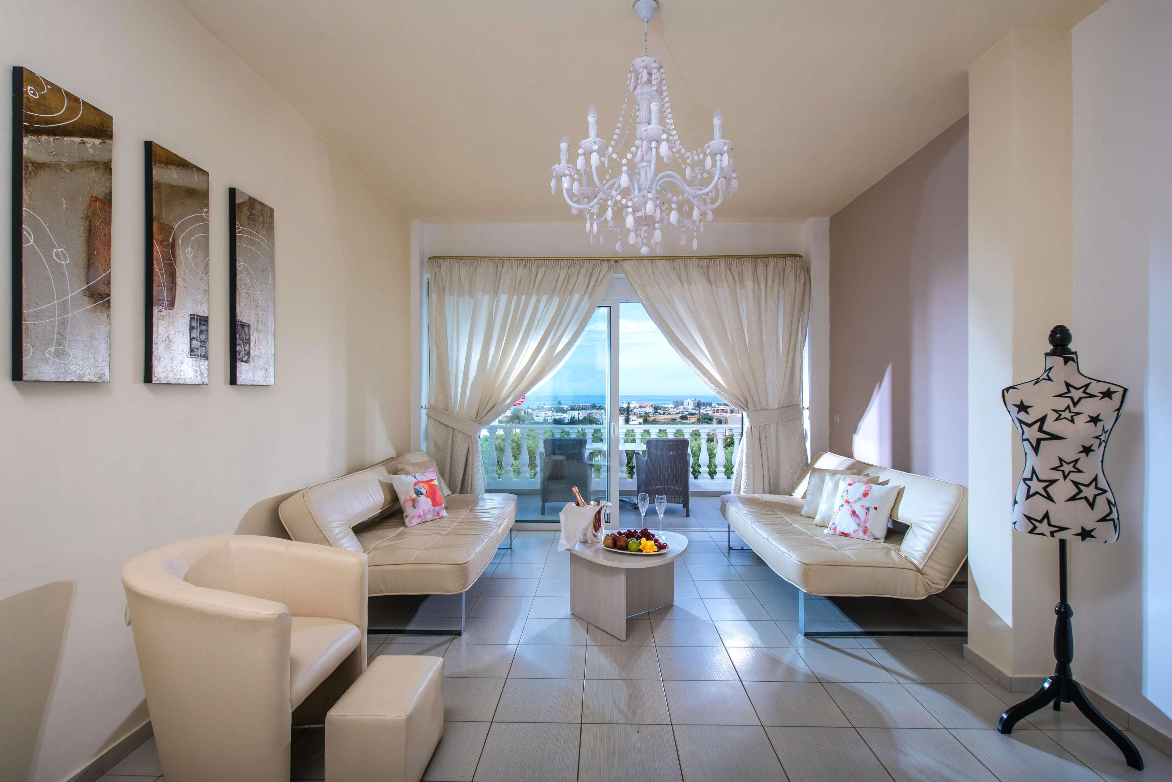 Suite Superior Side Sea View