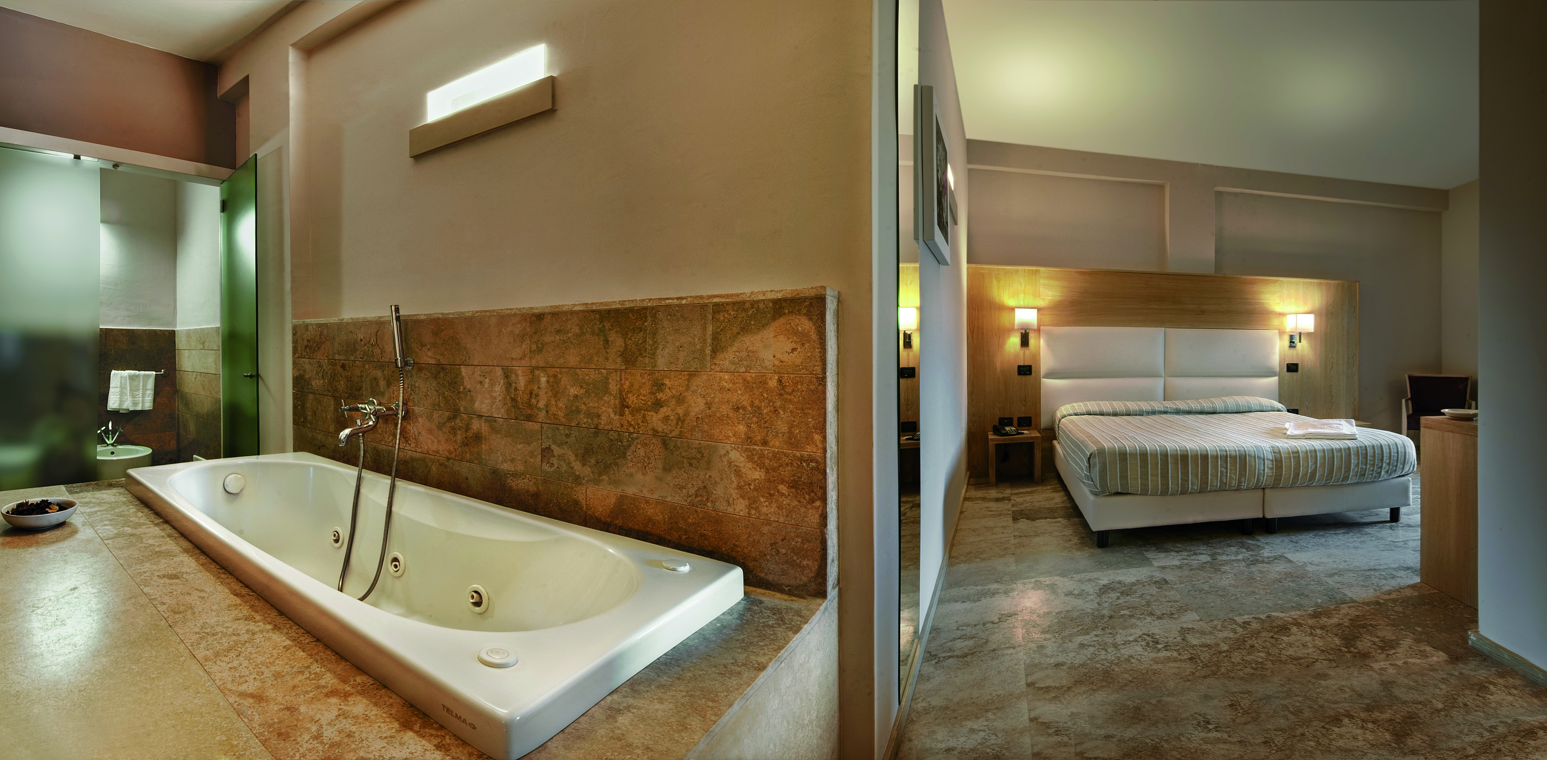 Suite with Jacuzzi