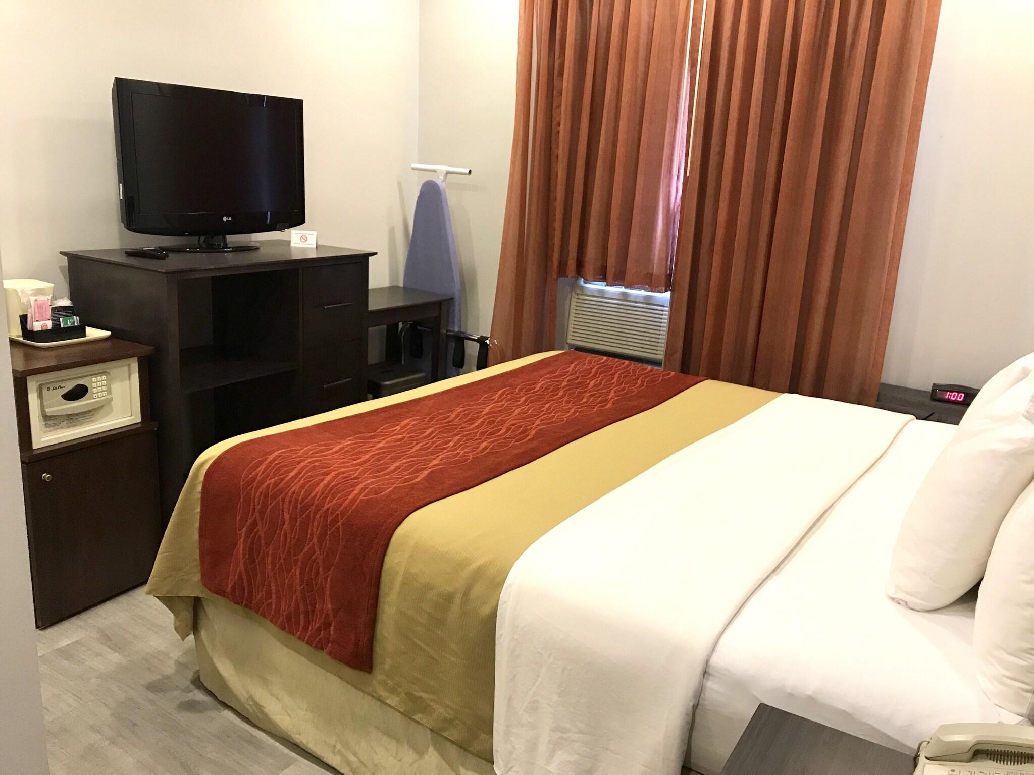 Double King Bed Non Smoking