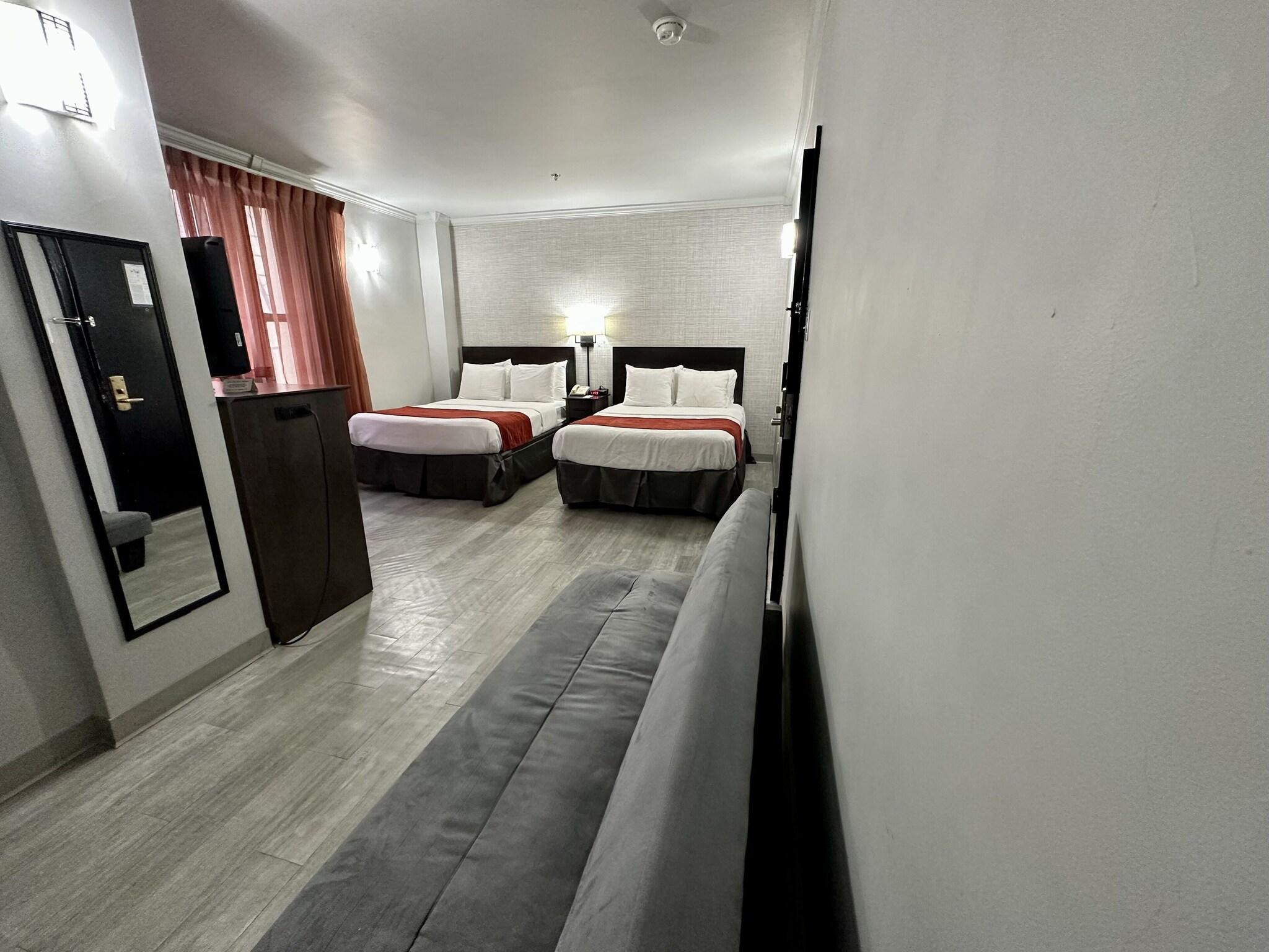 Double Two Double Beds Non Smoking