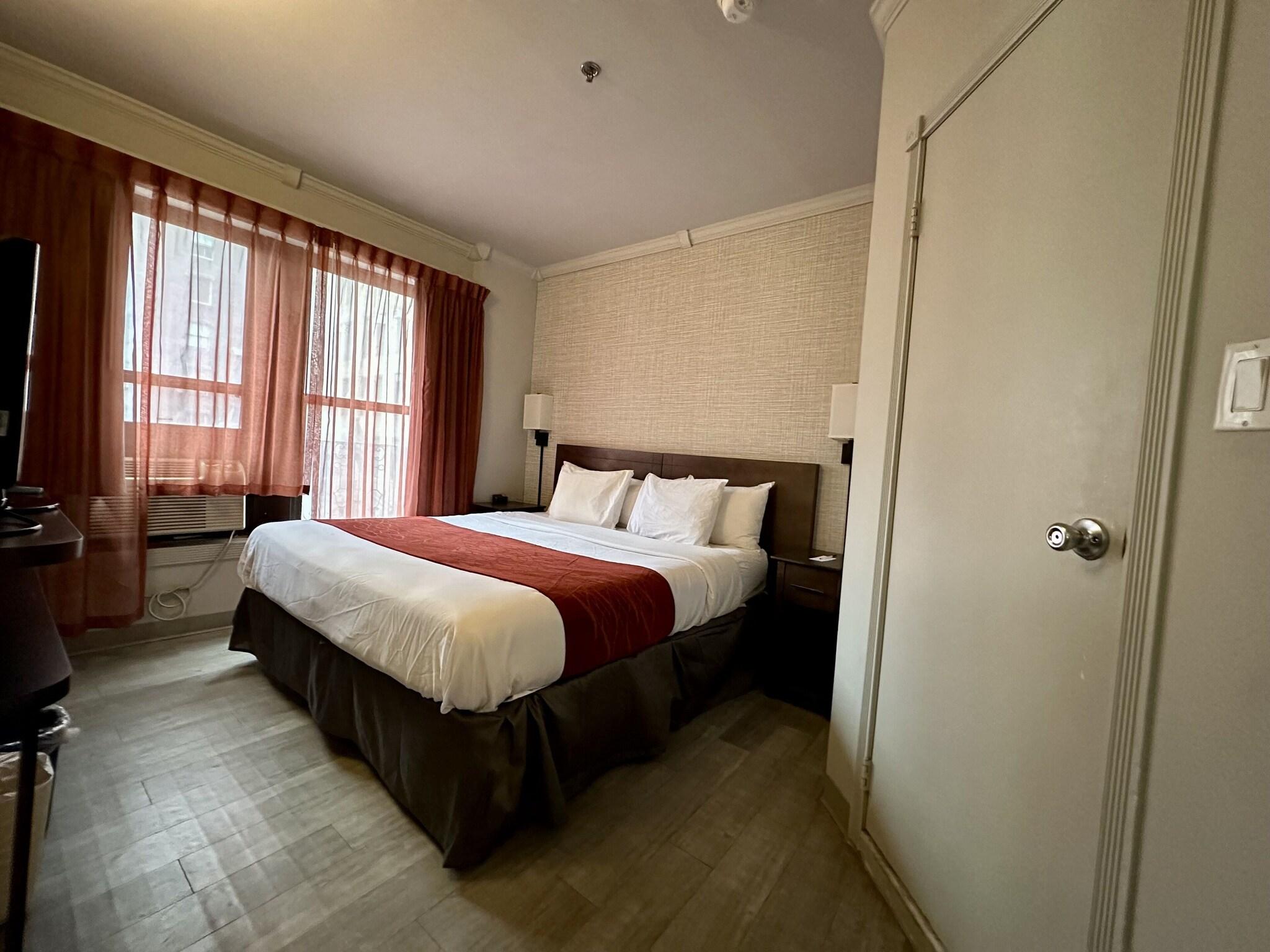 Double King Bed Non Smoking