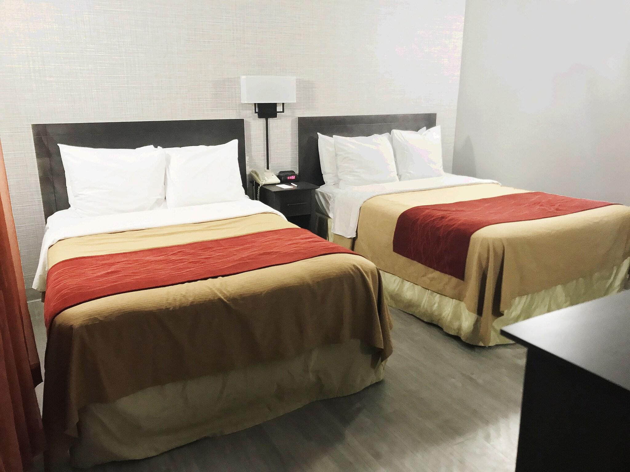 Double Two Double Beds Non Smoking