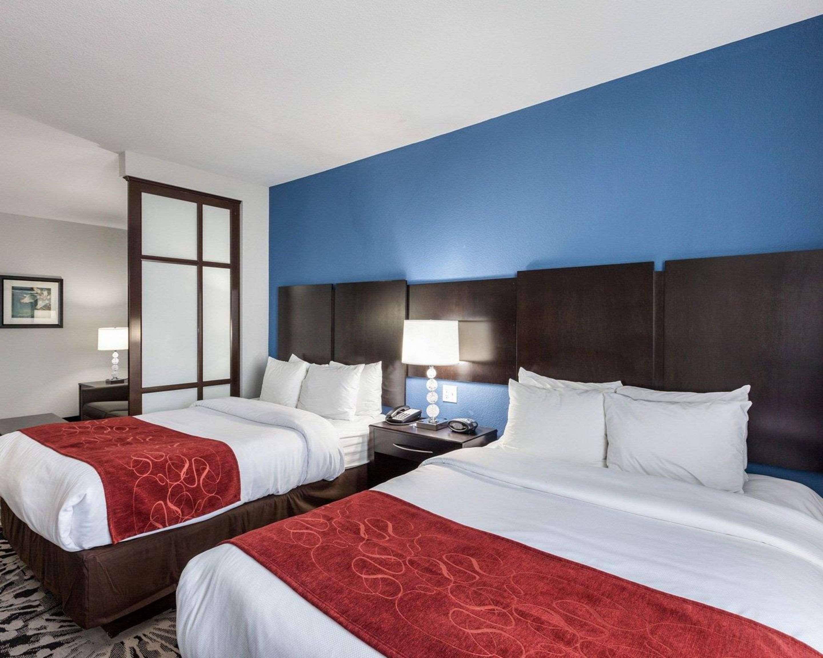 Suite Two Queen Beds Non Smoking