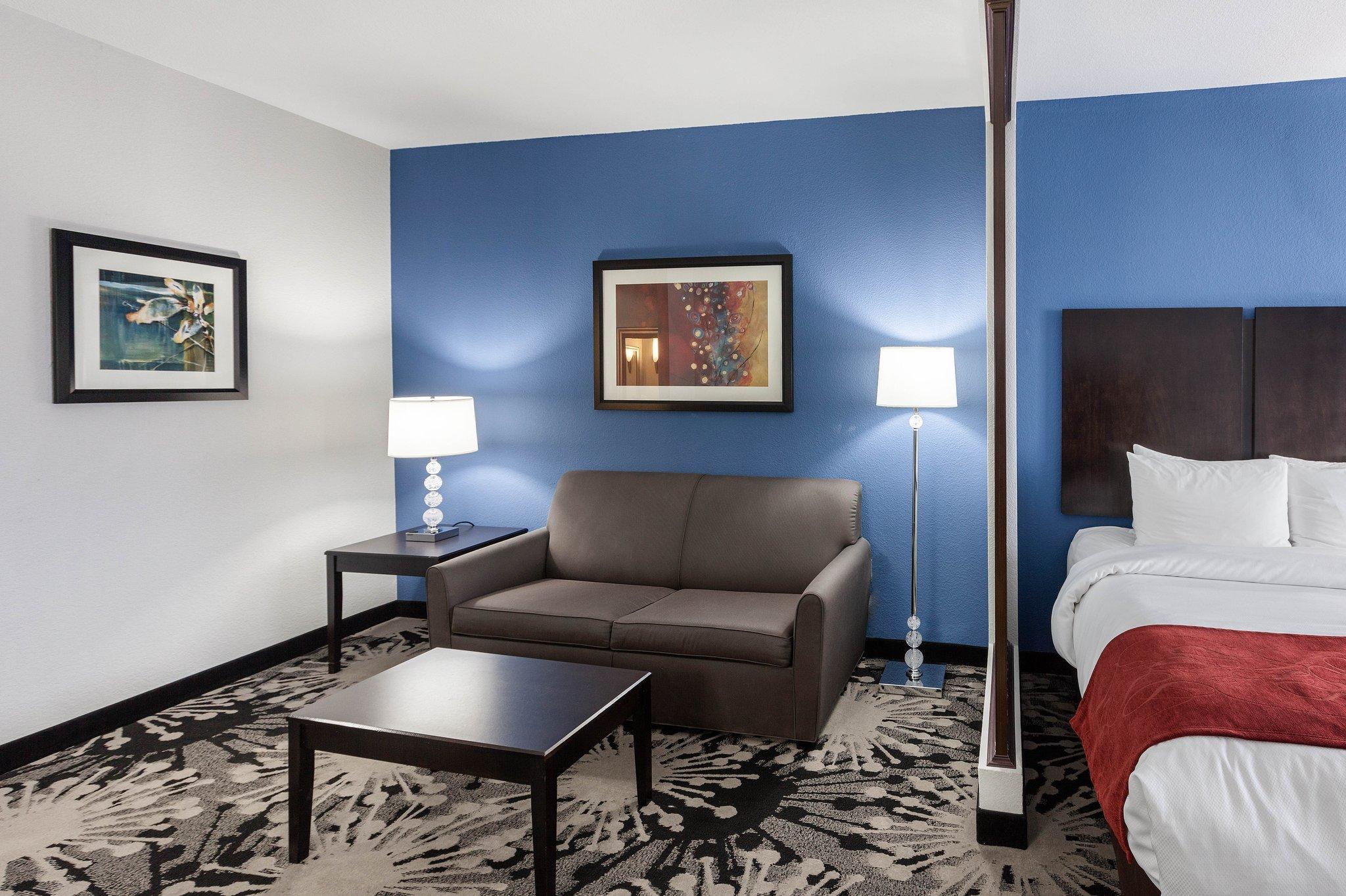 Suite Two Queen Beds Non Smoking