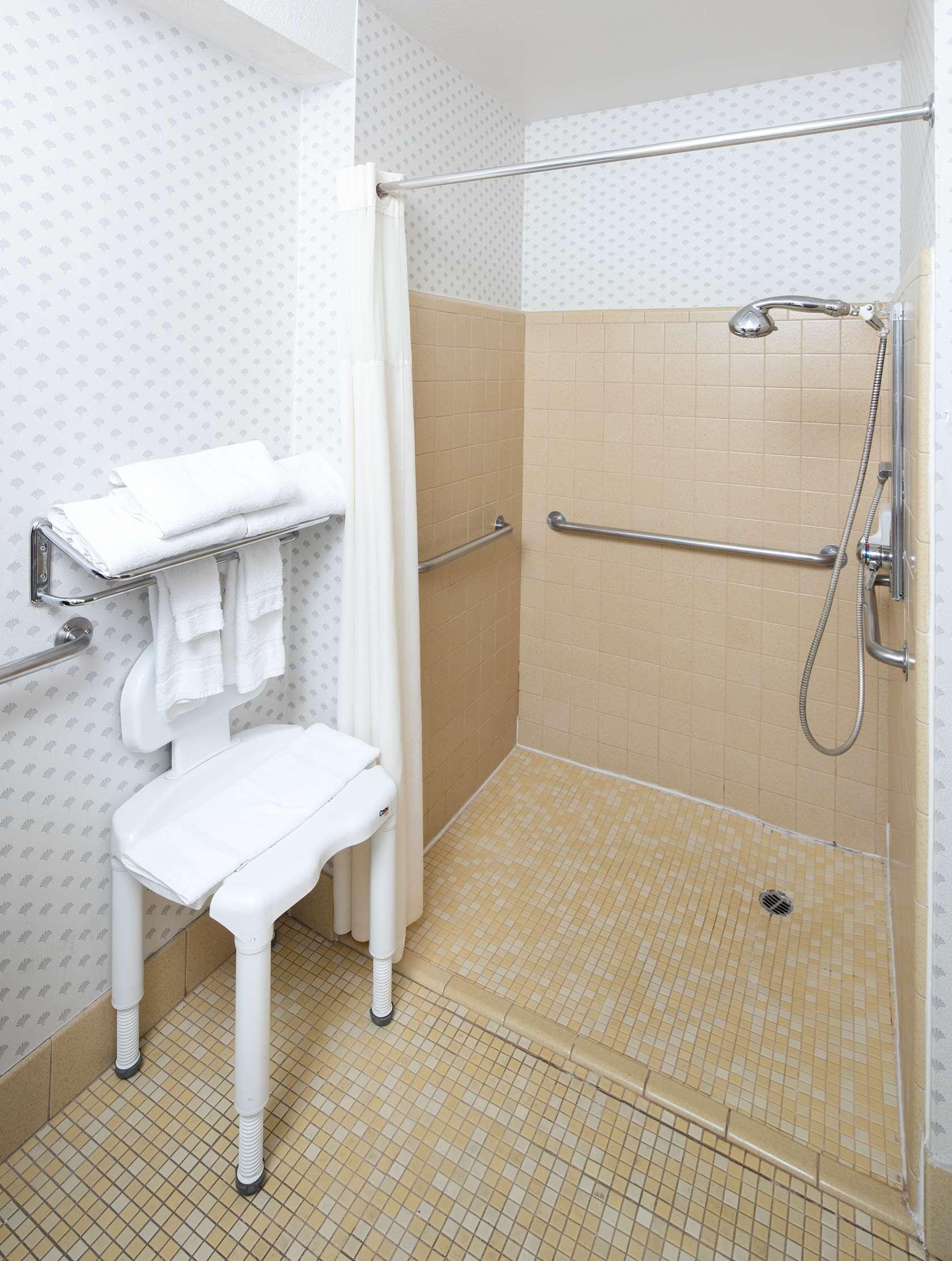 Double Accessible-queen Size Bed