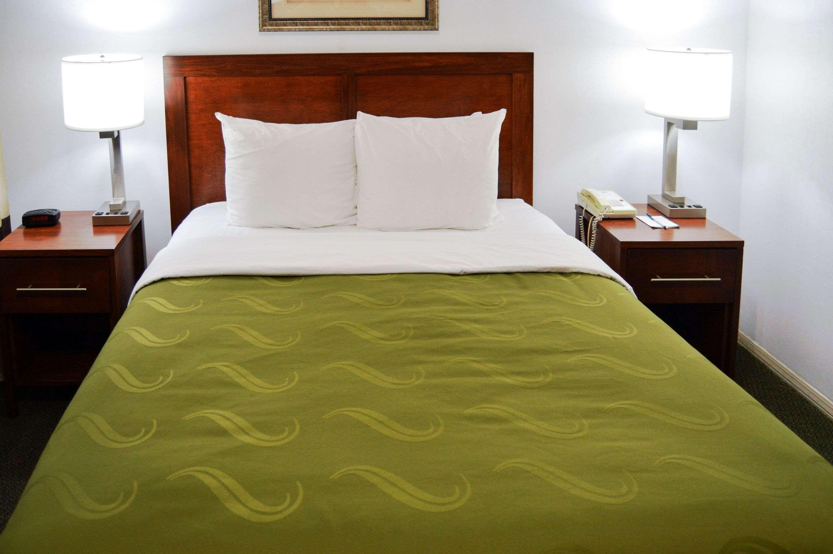 Double Queen Bed Non Smoking