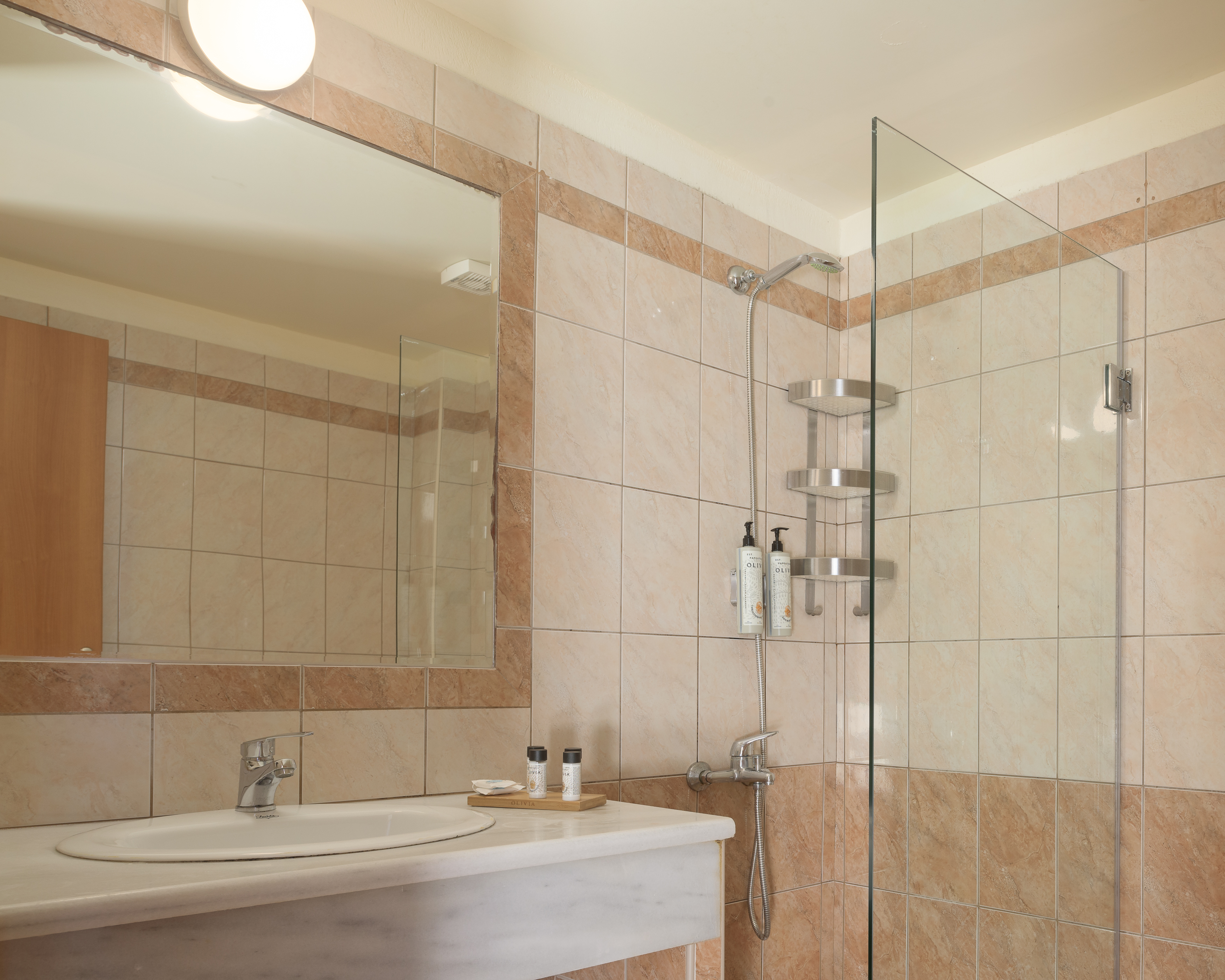 Family Room Land View