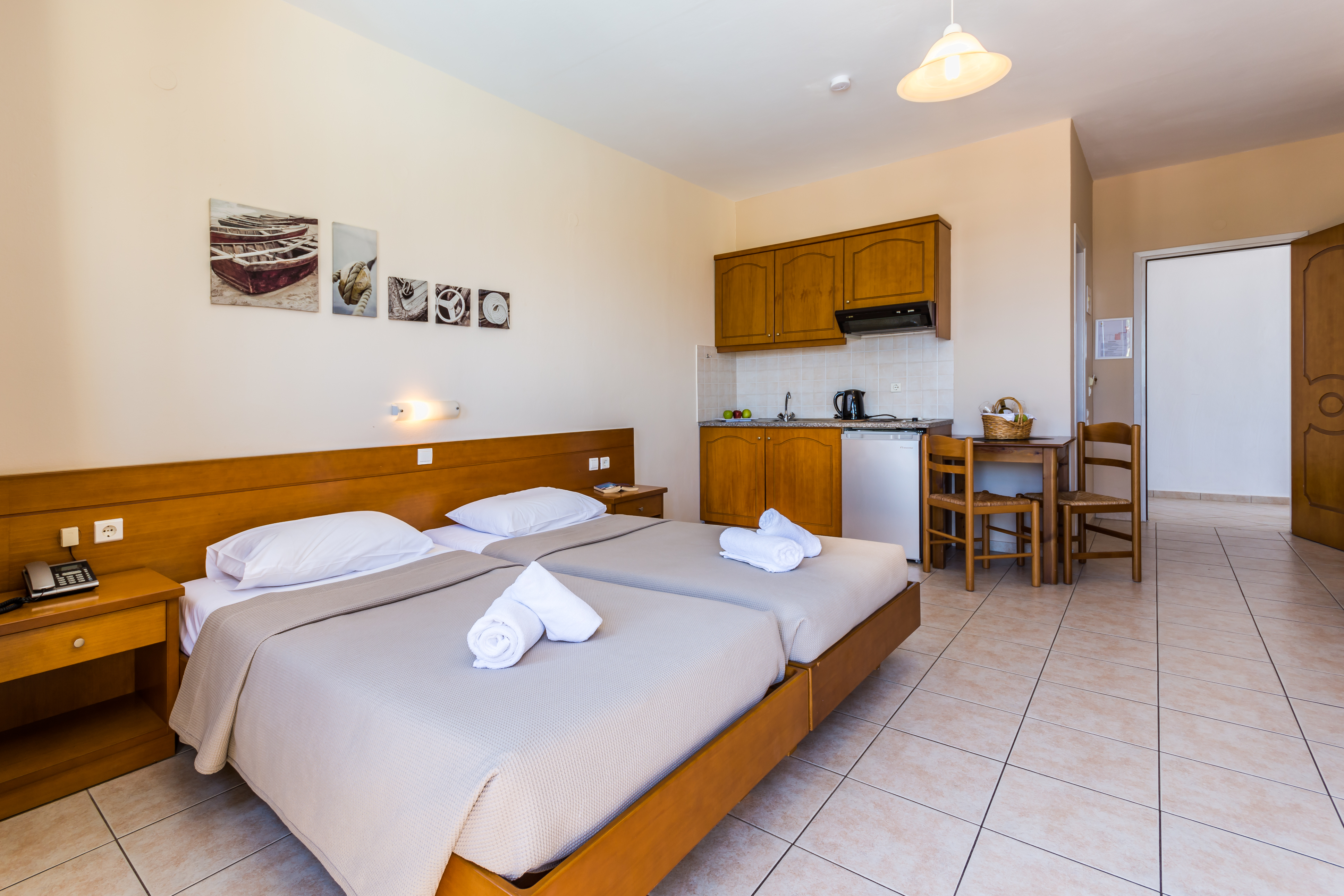 Double or Twin Standard