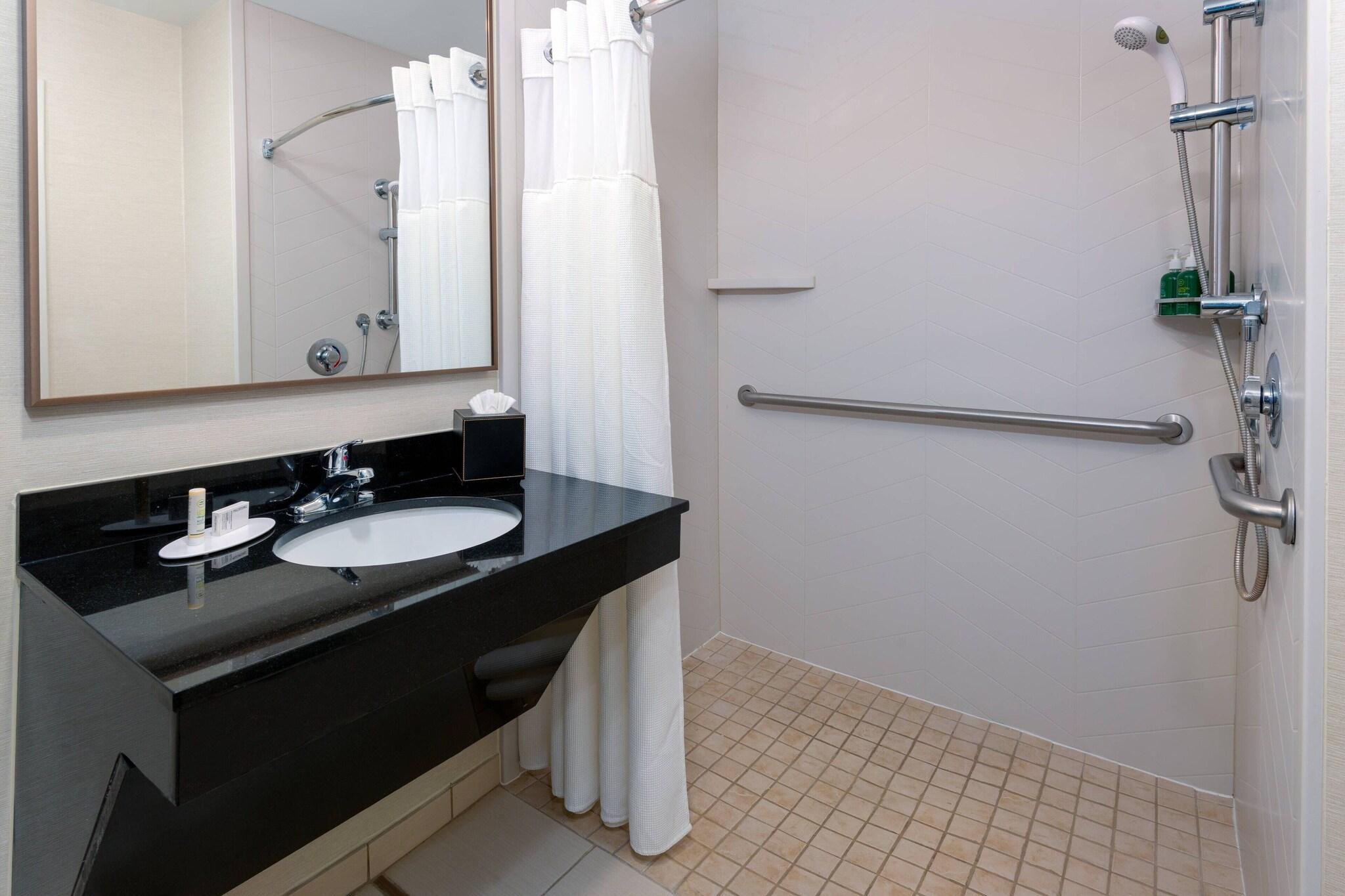 Double Accessible