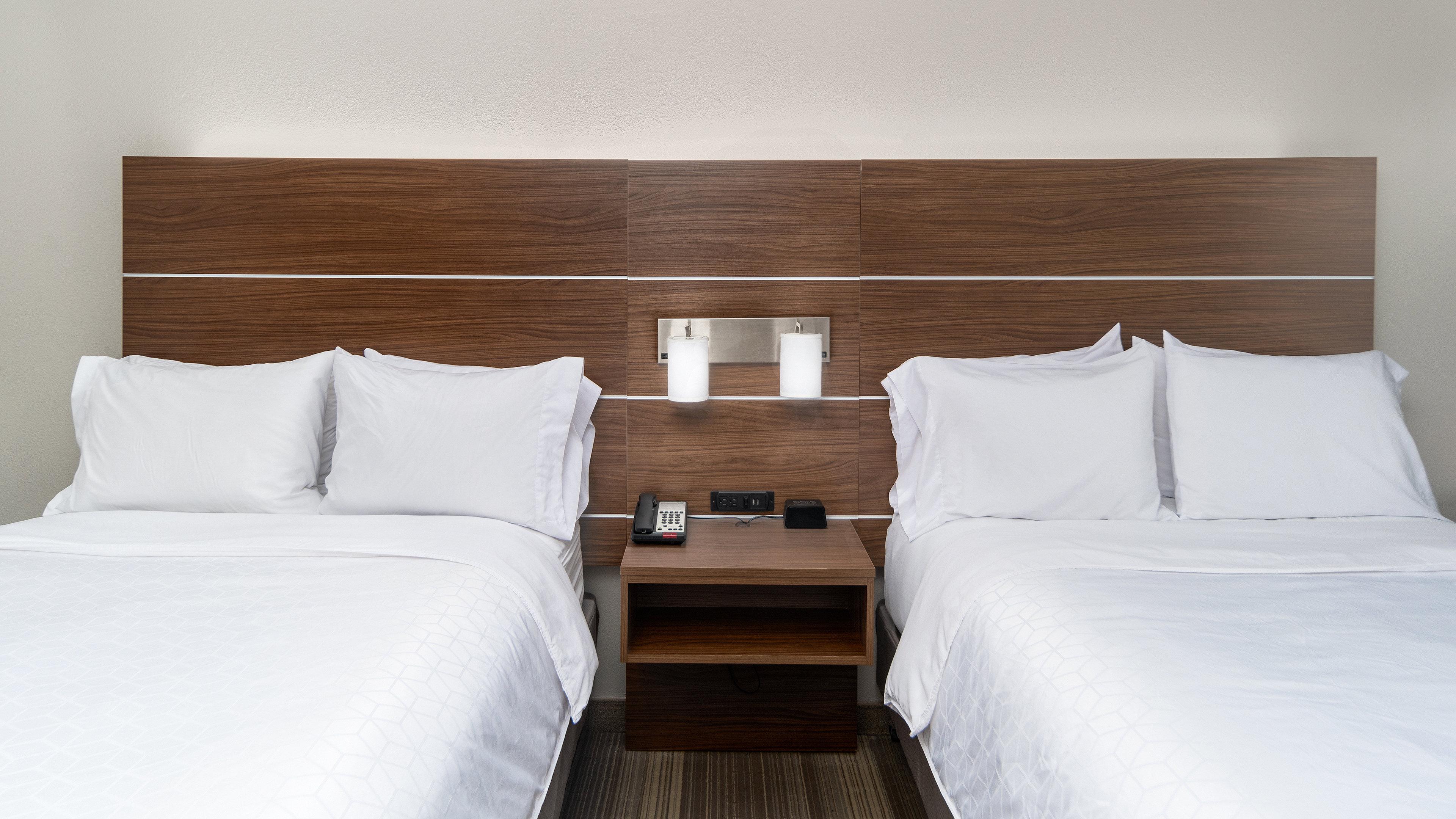 Suite Two Queen Beds Non Smoking