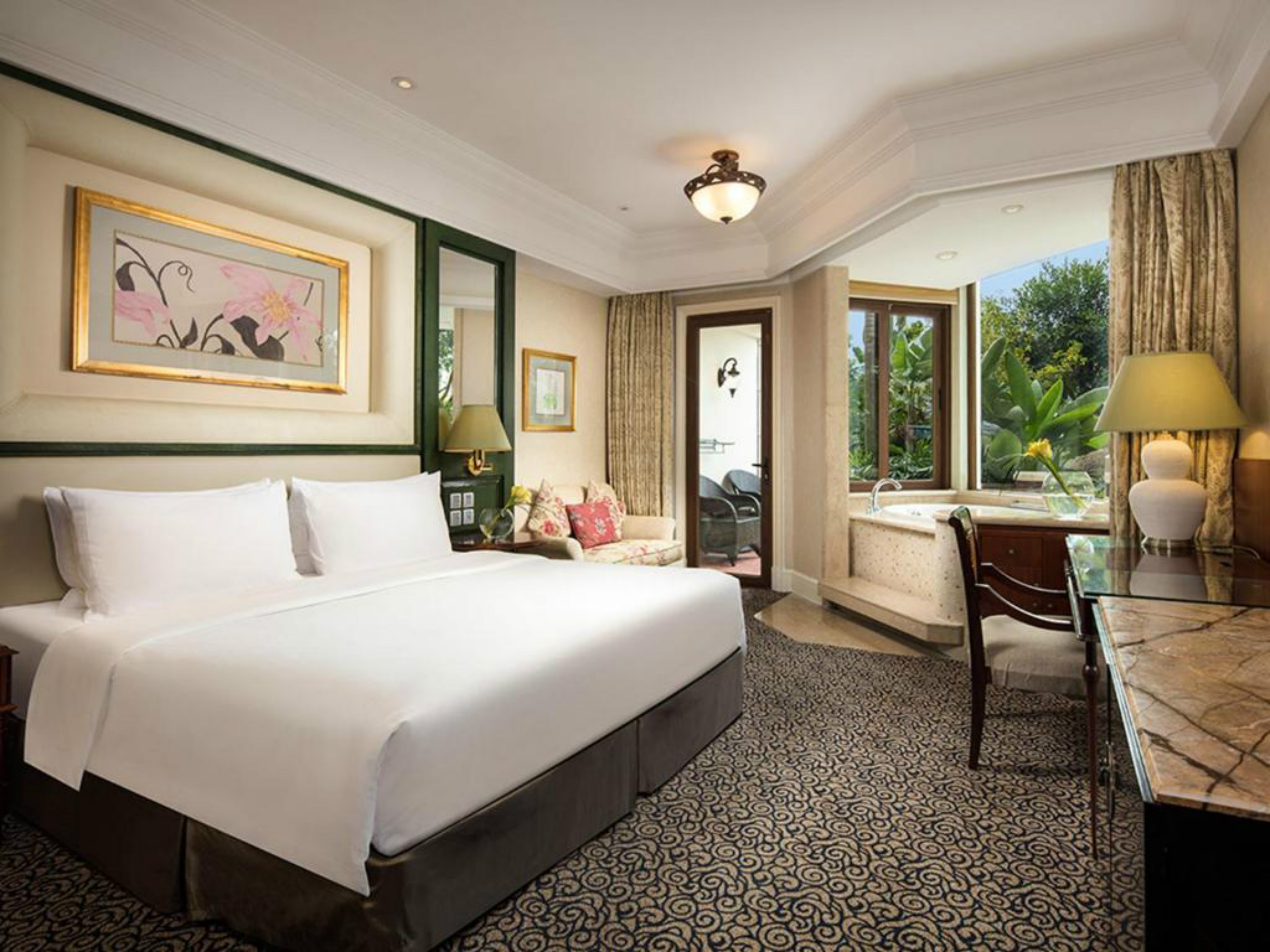 Double Deluxe Pool View